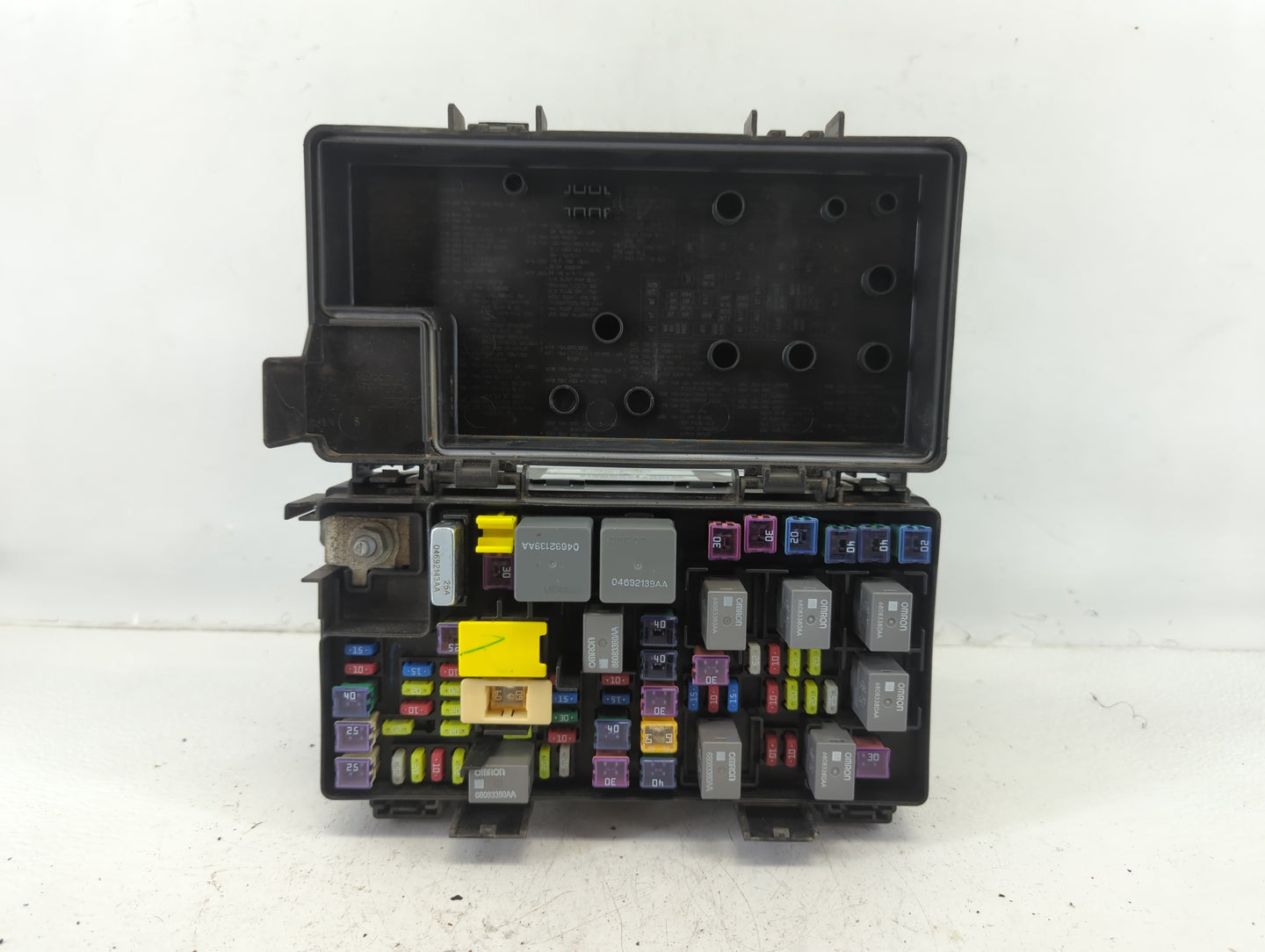 2014-2015 Kia Sorento Fusebox Fuse Box Panel Relay Module P/N:68217405AA RTO3274219, 91951-3X100 Fits Fits 2014 2015 OEM Use