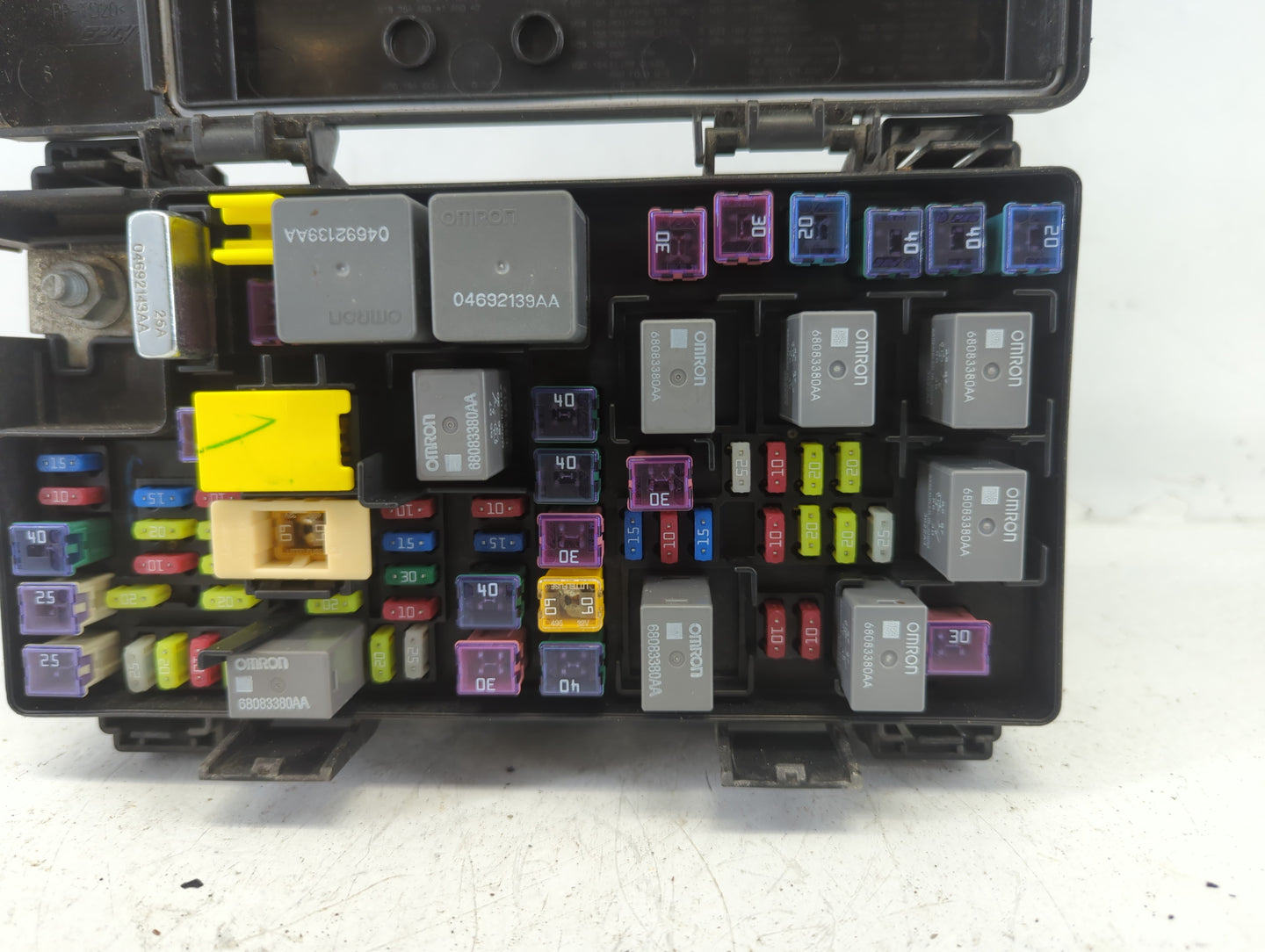 2014-2015 Kia Sorento Fusebox Fuse Box Panel Relay Module P/N:68217405AA RTO3274219, 91951-3X100 Fits Fits 2014 2015 OEM Use