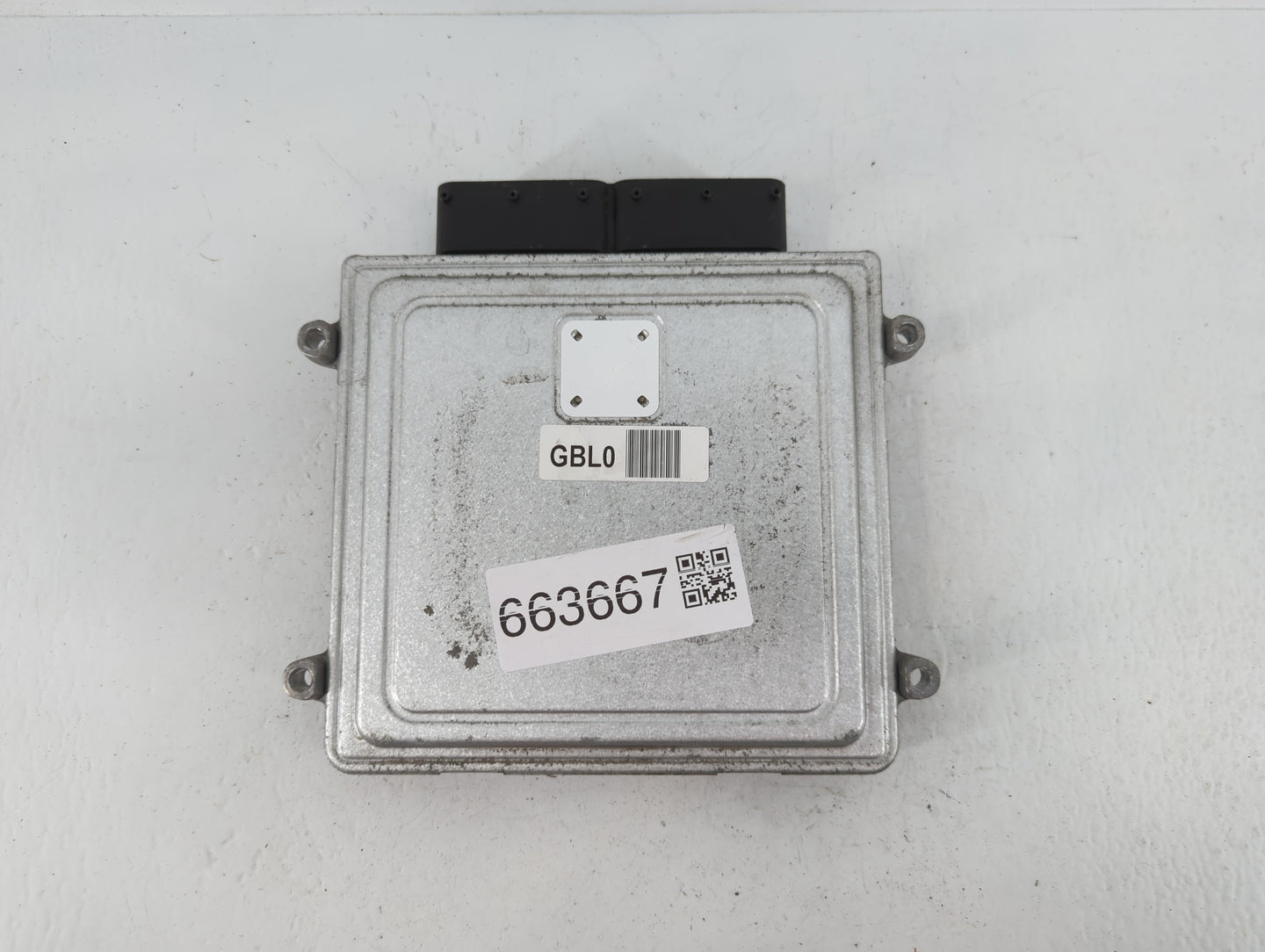 2014-2015 Kia Sorento PCM Engine Control Computer ECU ECM PCU OEM P/N:39113-2GBL0 39103-2GBL0 Fits Fits 2014 2015 OEM Used A
