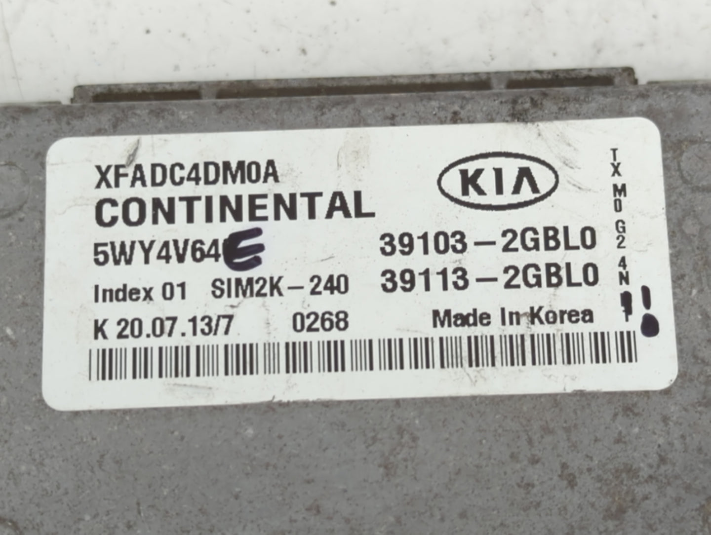 2014-2015 Kia Sorento PCM Engine Control Computer ECU ECM PCU OEM P/N:39113-2GBL0 39103-2GBL0 Fits Fits 2014 2015 OEM Used A