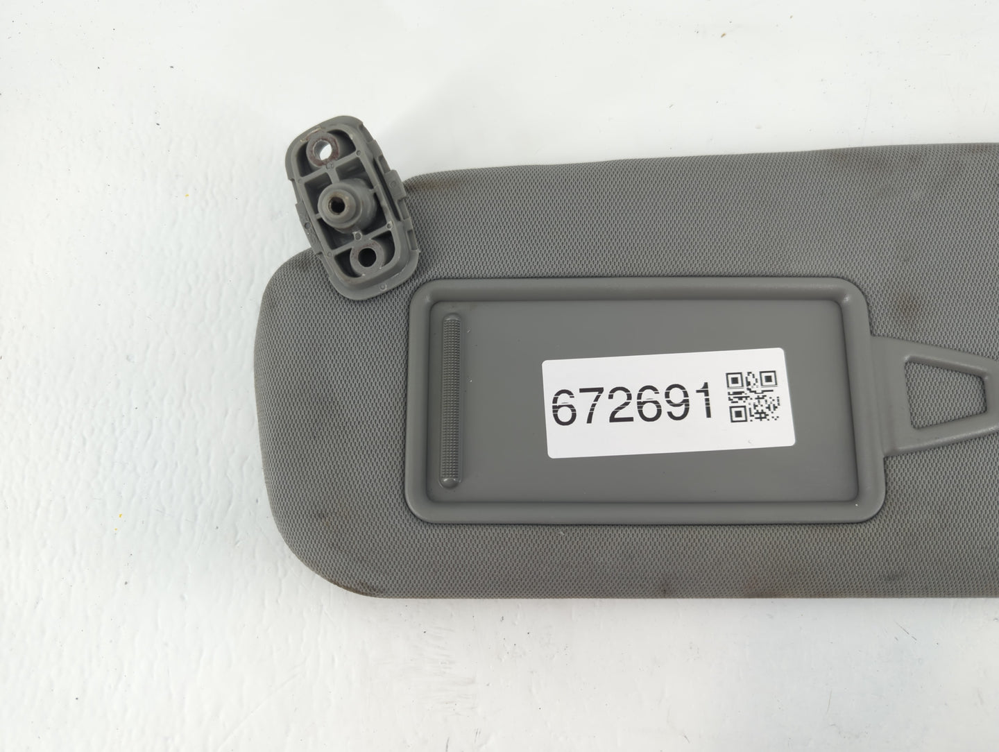 2011-2015 Kia Sorento Sun Visor Shade Replacement Driver Left Mirror Fits Fits 2011 2012 2013 2014 2015 OEM Used Auto Parts 
