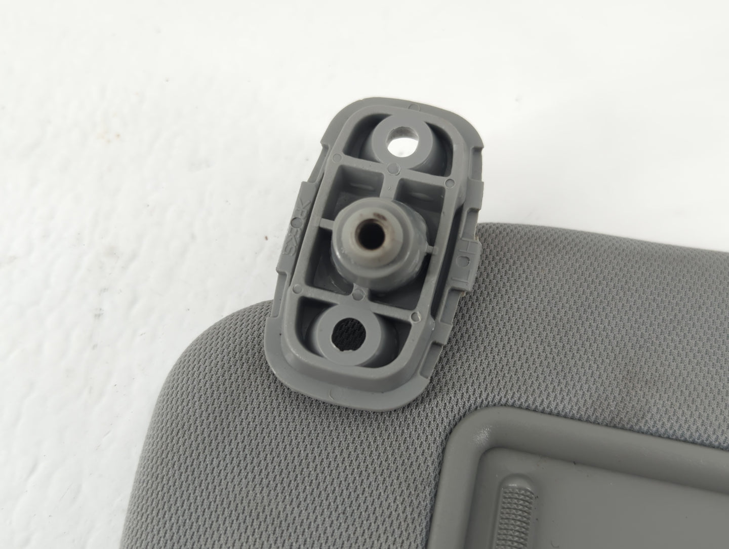 2011-2015 Kia Sorento Sun Visor Shade Replacement Driver Left Mirror Fits Fits 2011 2012 2013 2014 2015 OEM Used Auto Parts 