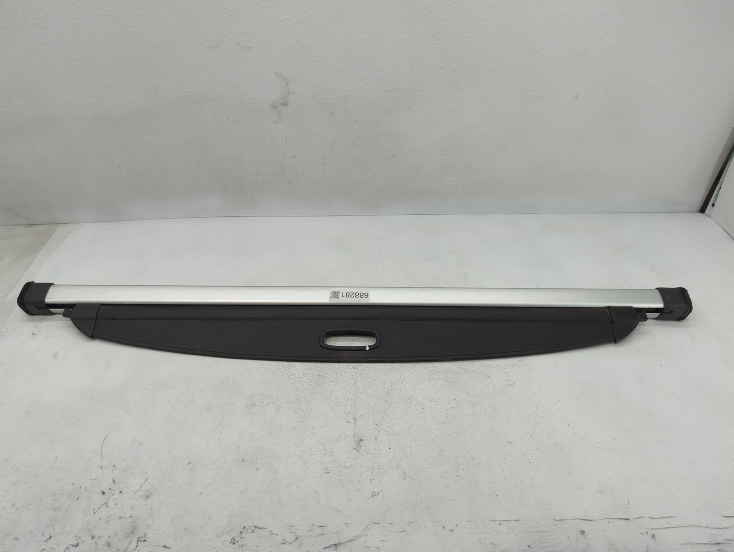 2014 Kia Sorento Rear Cargo Cover Storage Retractable Shade - Oemusedautoparts1.com