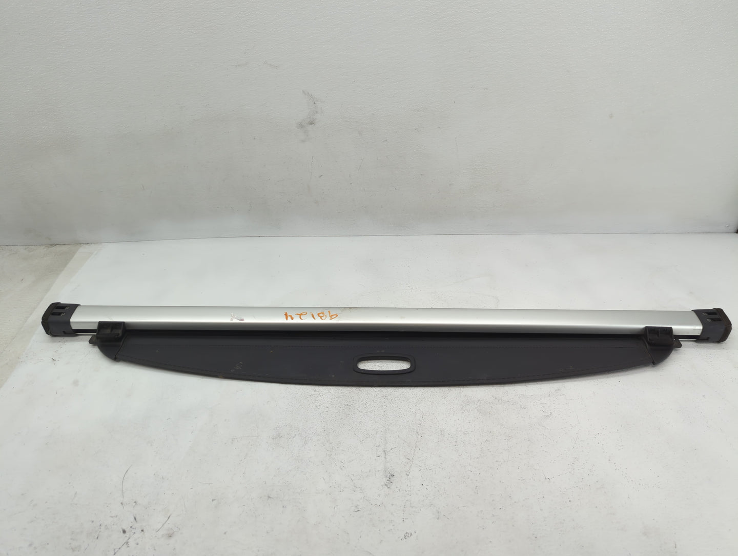 2014 Kia Sorento Rear Cargo Cover Storage Retractable Shade - Oemusedautoparts1.com