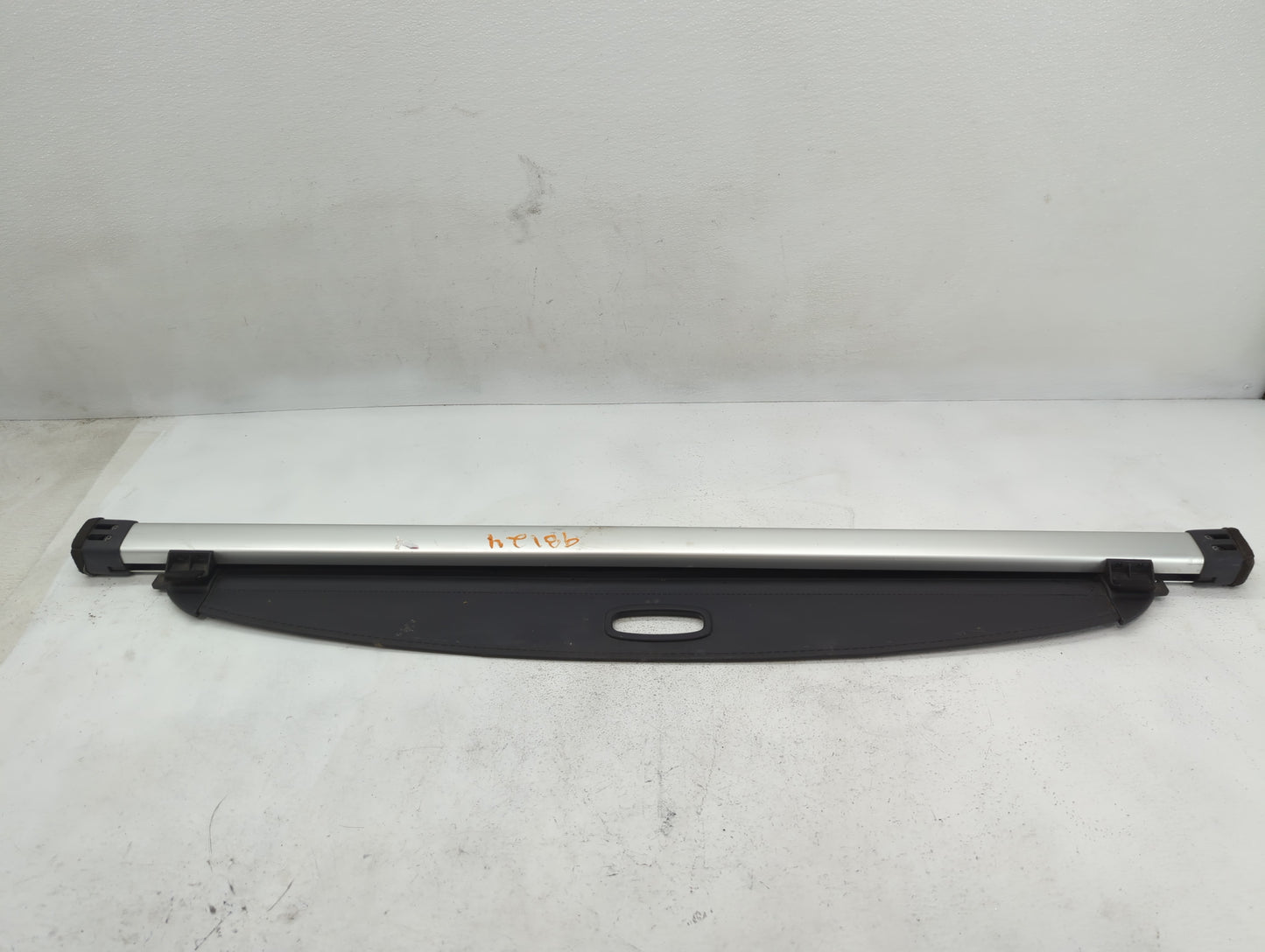 2014 Kia Sorento Rear Cargo Cover Storage Retractable Shade - Oemusedautoparts1.com