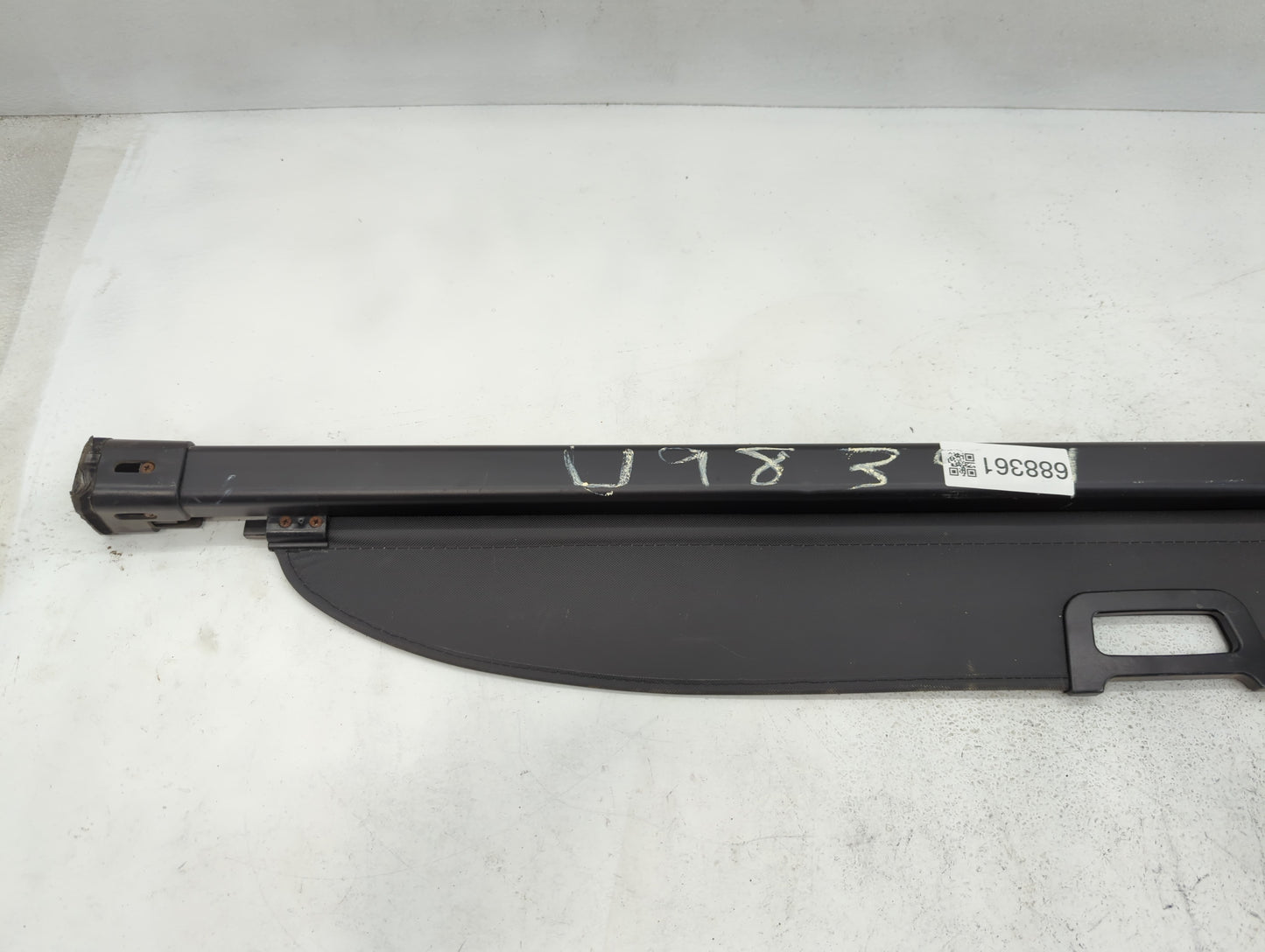 2014 Kia Sorento Rear Cargo Cover Storage Retractable Shade - Oemusedautoparts1.com