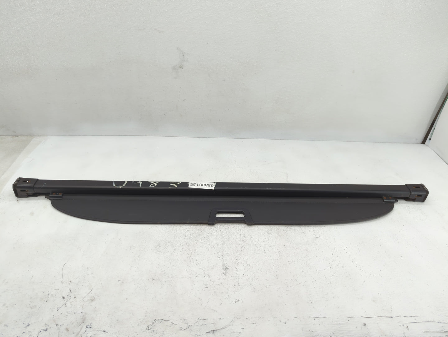 2014 Kia Sorento Rear Cargo Cover Storage Retractable Shade - Oemusedautoparts1.com