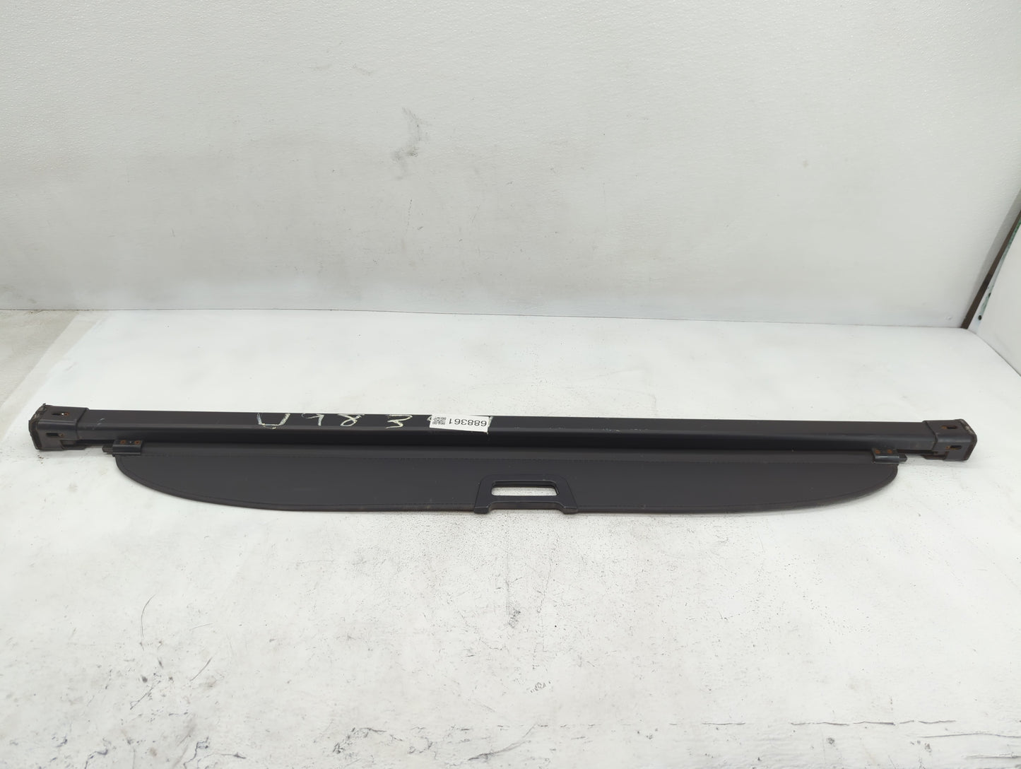 2014 Kia Sorento Rear Cargo Cover Storage Retractable Shade - Oemusedautoparts1.com
