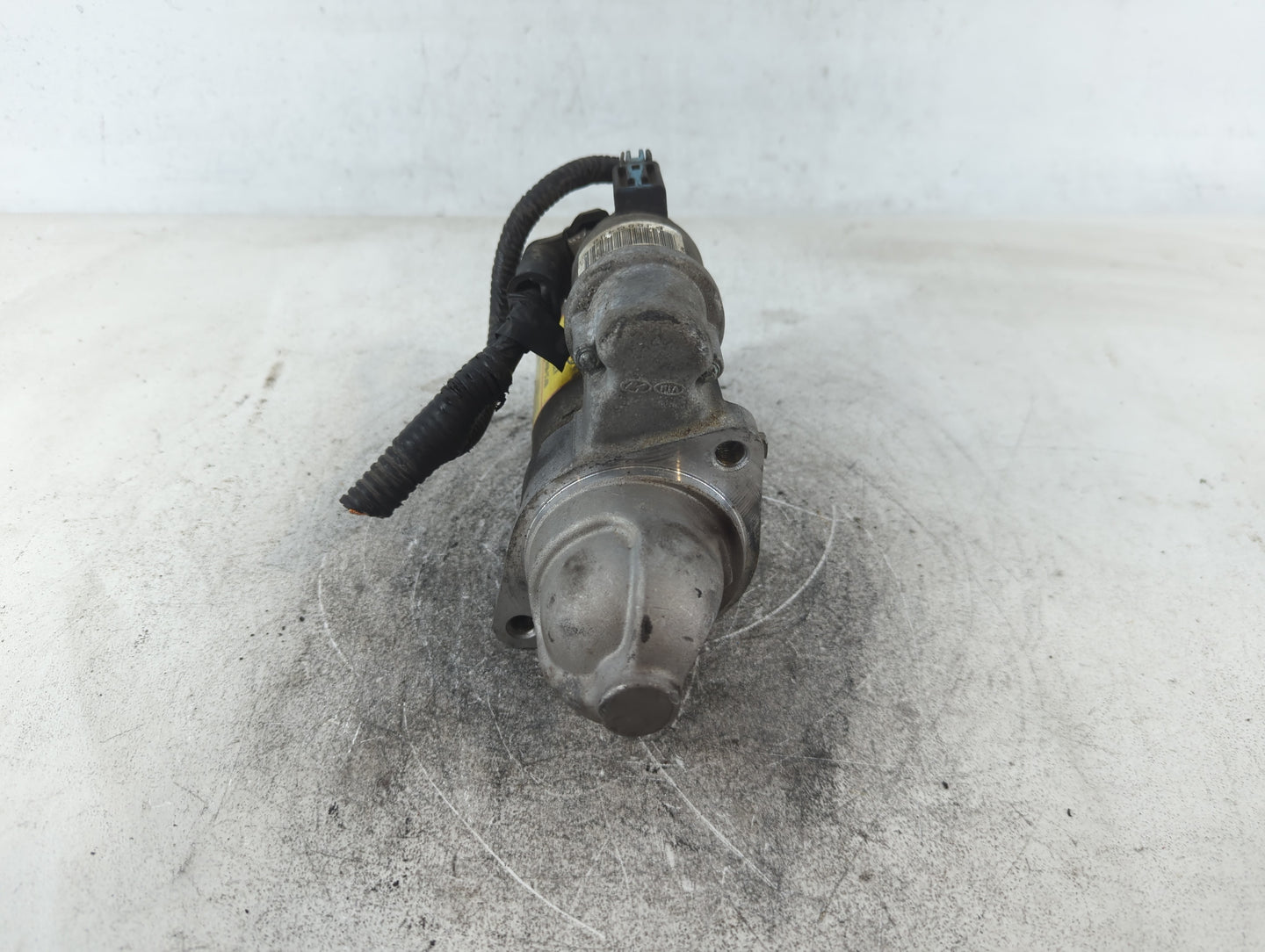 2014-2015 Kia Sorento Car Starter Motor Solenoid OEM P/N:36100-2G400 Fits Fits 2014 2015 2016 OEM Used Auto Parts - Oemuseda