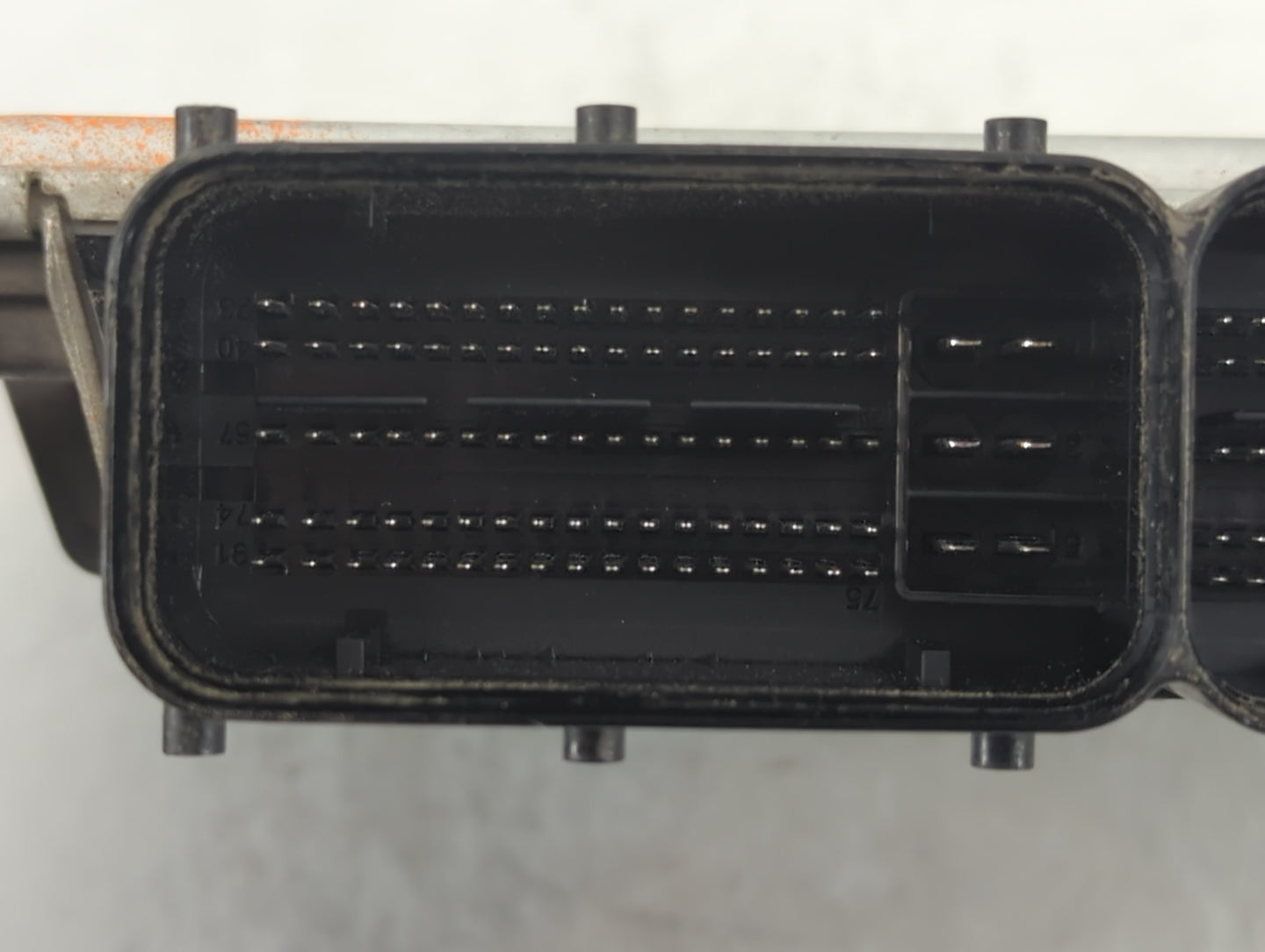 2014-2015 Kia Sorento PCM Engine Control Computer ECU ECM PCU OEM P/N:39113-2GBK0 39103-2GBK0 Fits Fits 2014 2015 OEM Used A