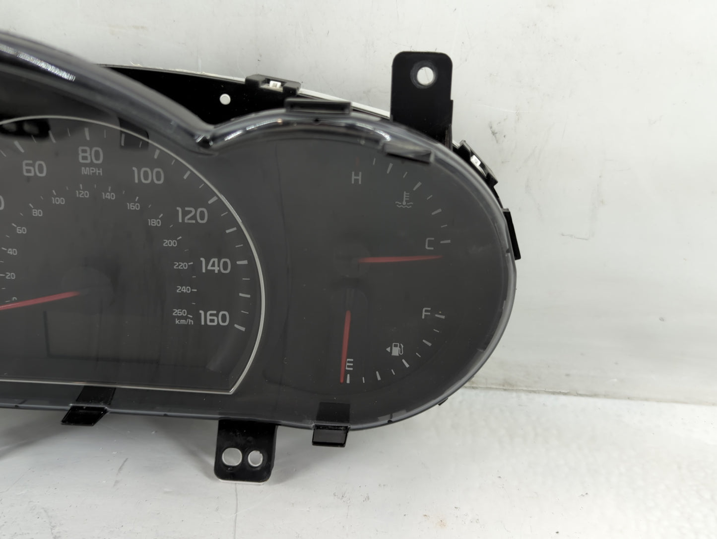2014-2015 Kia Sorento Instrument Cluster Speedometer Gauges P/N:94004-1U010 Fits Fits 2014 2015 OEM Used Auto Parts - Oemuse