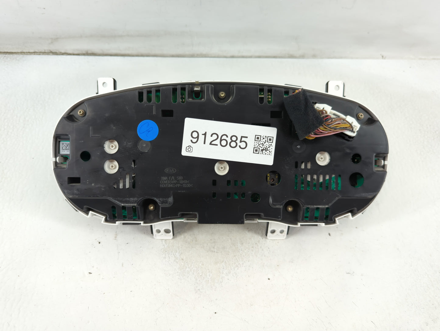 2014-2015 Kia Sorento Instrument Cluster Speedometer Gauges P/N:94004-1U010 Fits Fits 2014 2015 OEM Used Auto Parts - Oemuse