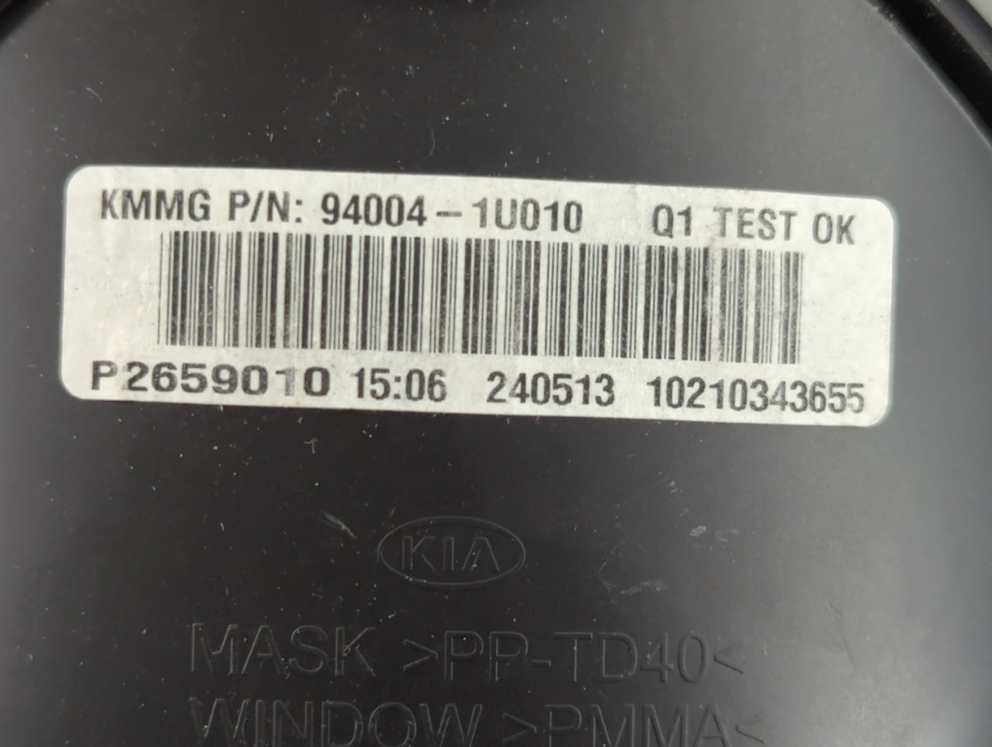 2014-2015 Kia Sorento Instrument Cluster Speedometer Gauges P/N:94004-1U010 Fits Fits 2014 2015 OEM Used Auto Parts - Oemuse