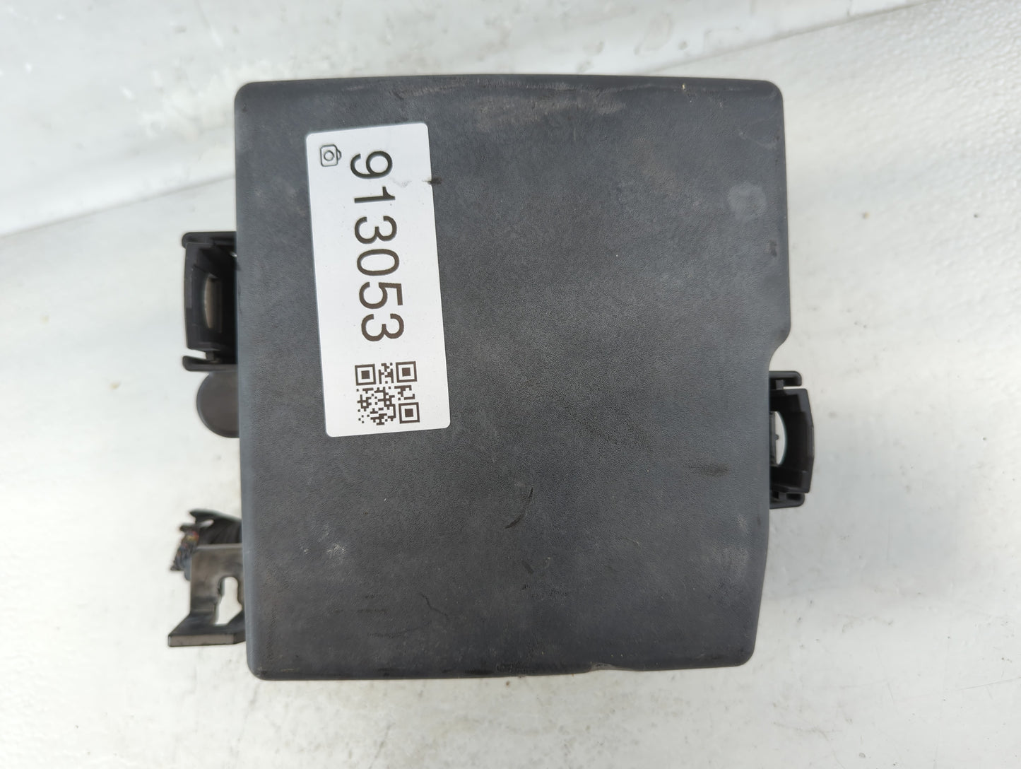 2014-2015 Kia Sorento Fusebox Fuse Box Panel Relay Module P/N:91941-2P520 Fits Fits 2014 2015 OEM Used Auto Parts - Oemuseda