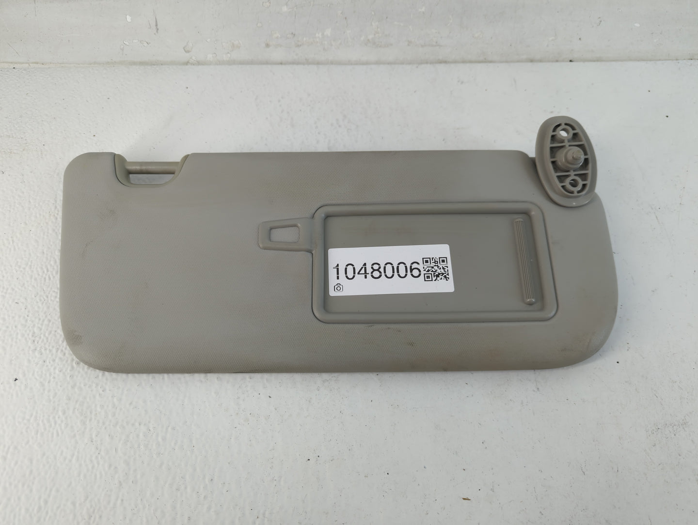 2014-2019 Kia Soul Sun Visor Shade Replacement Passenger Right Mirror Fits Fits 2014 2015 2016 2017 2018 2019 OEM Used Auto 