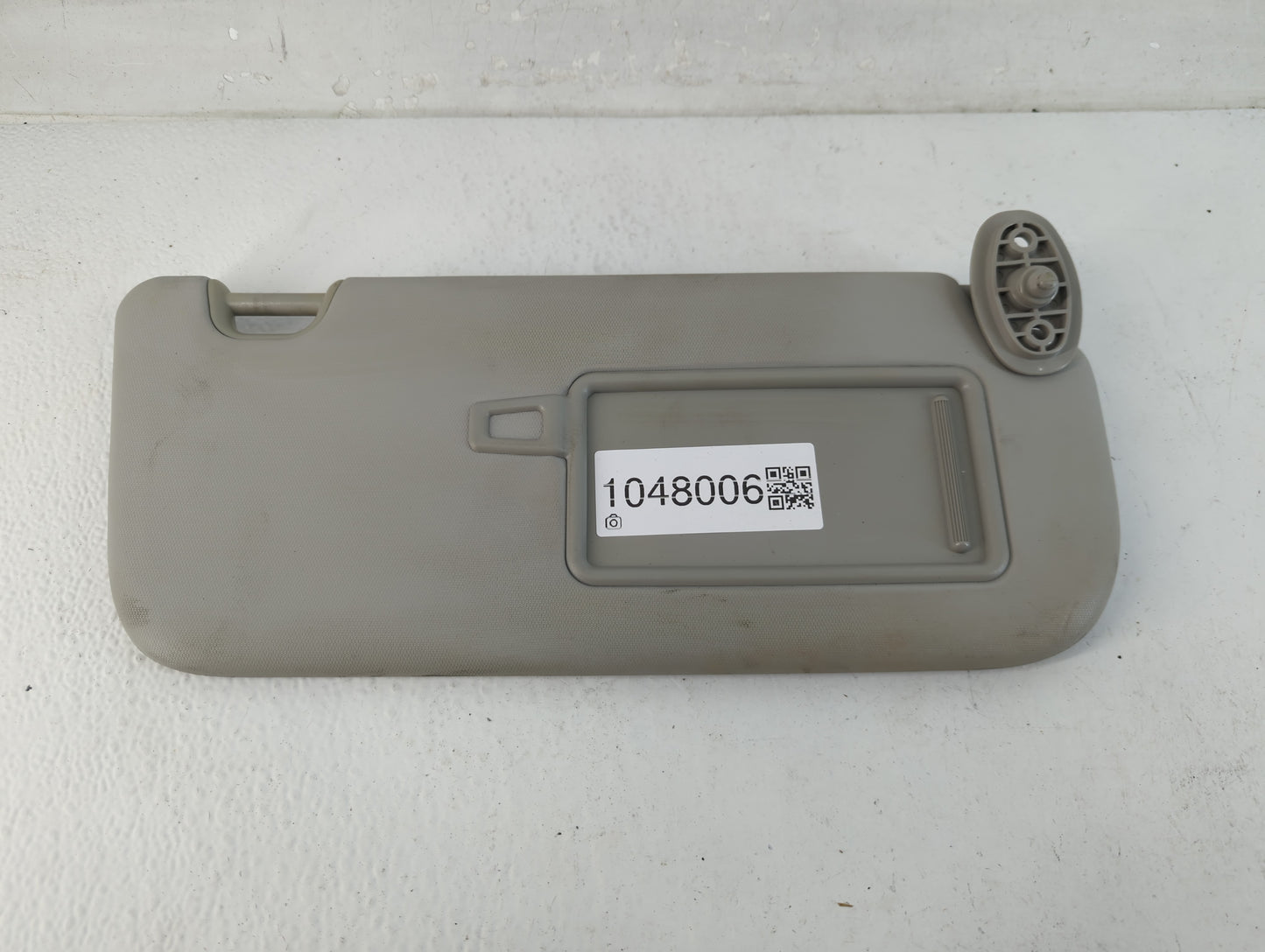 2014-2019 Kia Soul Sun Visor Shade Replacement Passenger Right Mirror Fits Fits 2014 2015 2016 2017 2018 2019 OEM Used Auto 
