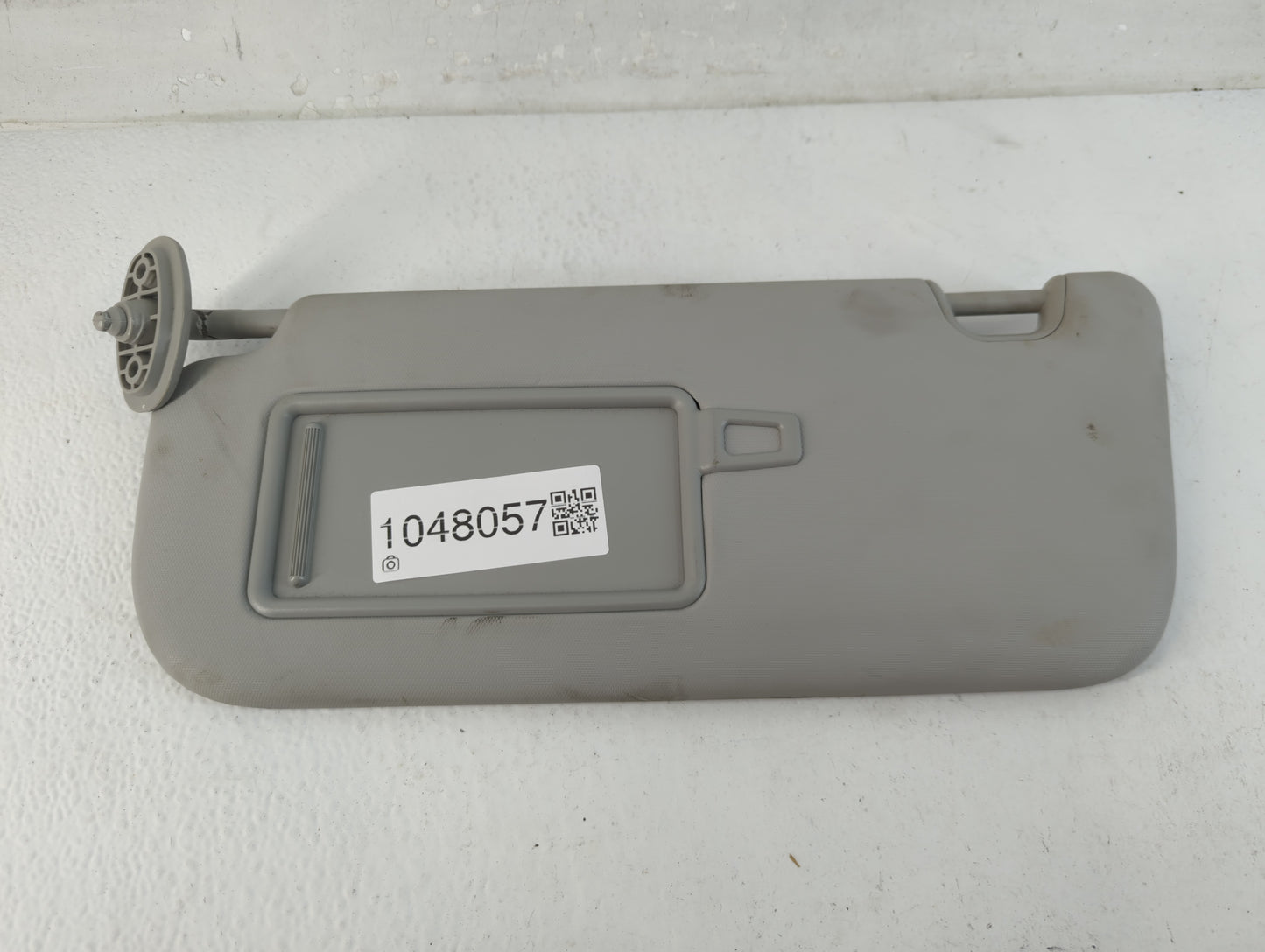 2014-2019 Kia Soul Sun Visor Shade Replacement Passenger Right Mirror Fits Fits 2014 2015 2016 2017 2018 2019 OEM Used Auto 