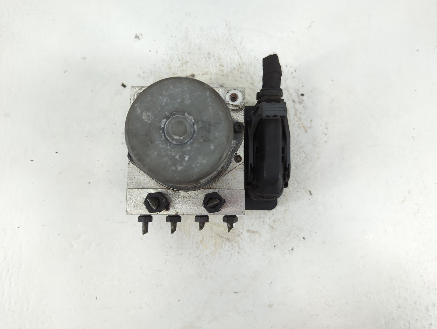 2014-2015 Kia Soul ABS Pump Control Module Replacement P/N:58900-B2506 Fits Fits 2014 2015 OEM Used Auto Parts - Oemusedauto