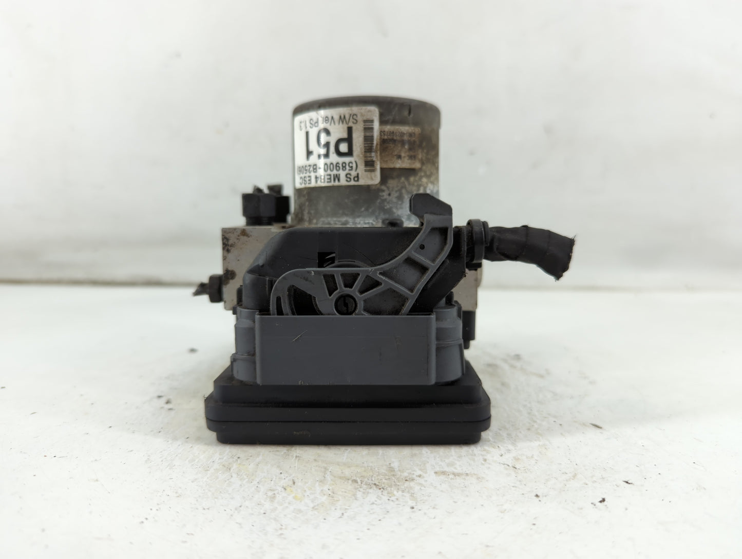 2014-2015 Kia Soul ABS Pump Control Module Replacement P/N:58900-B2506 Fits Fits 2014 2015 OEM Used Auto Parts - Oemusedauto