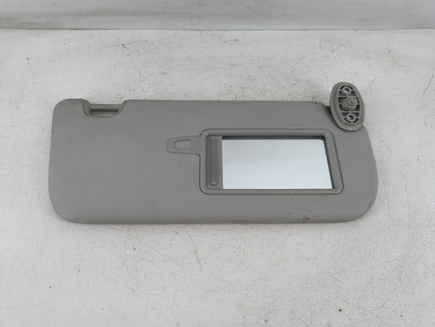 2014-2019 Kia Soul Sun Visor Shade Replacement Passenger Right Mirror Fits Fits 2014 2015 2016 2017 2018 2019 OEM Used Auto 