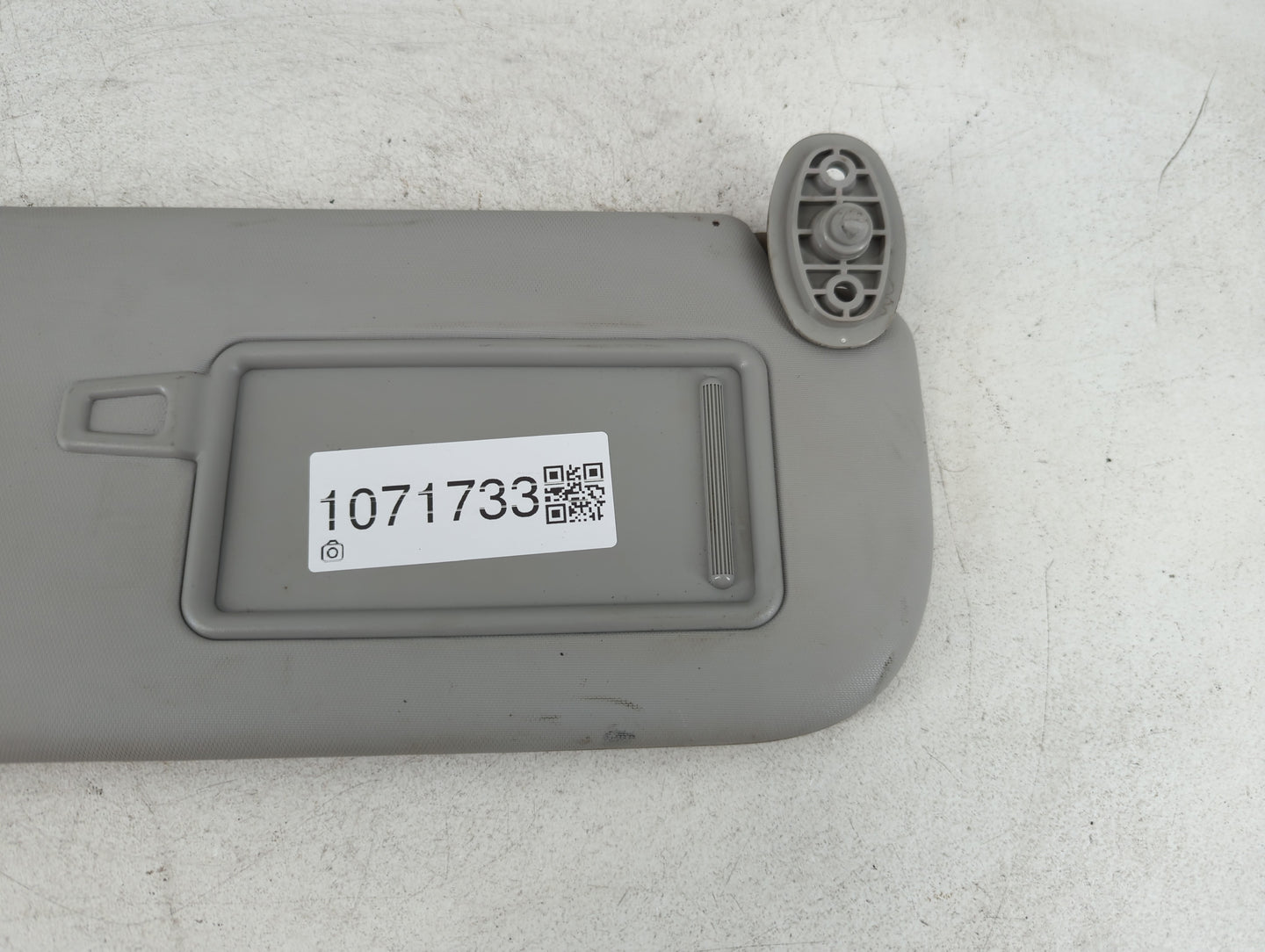 2014-2019 Kia Soul Sun Visor Shade Replacement Passenger Right Mirror Fits Fits 2014 2015 2016 2017 2018 2019 OEM Used Auto 