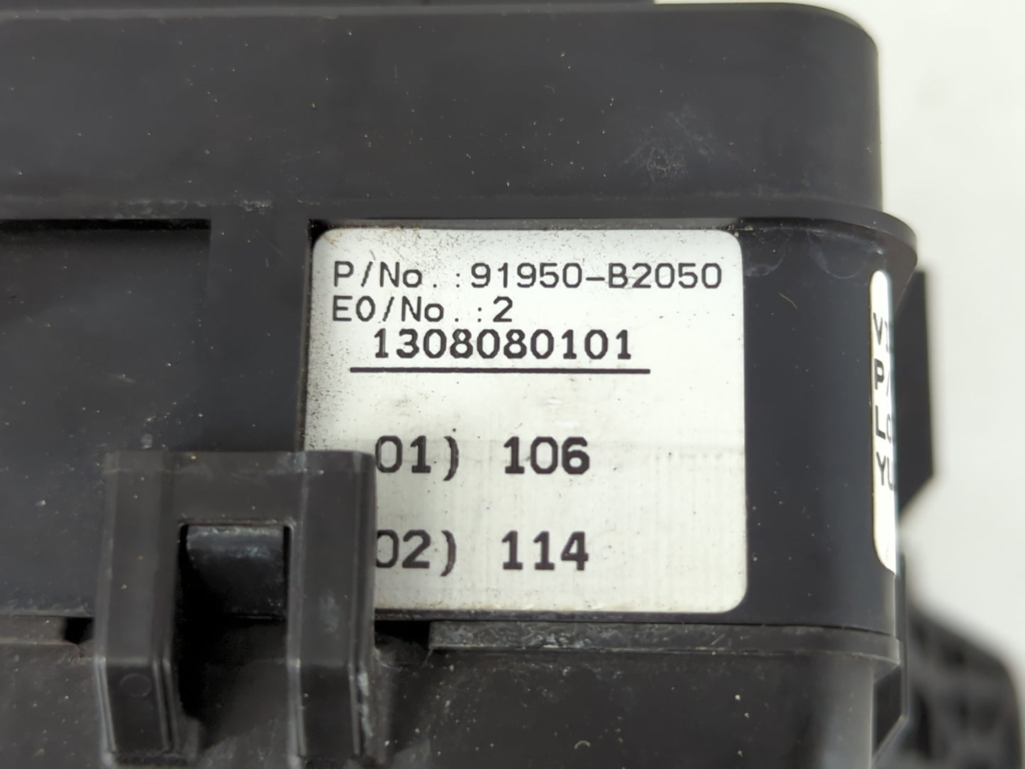 2014 Kia Soul Fusebox Fuse Box Panel Relay Module P/N:91950-B2050 91421B2740 Fits OEM Used Auto Parts - Oemusedautoparts1.co