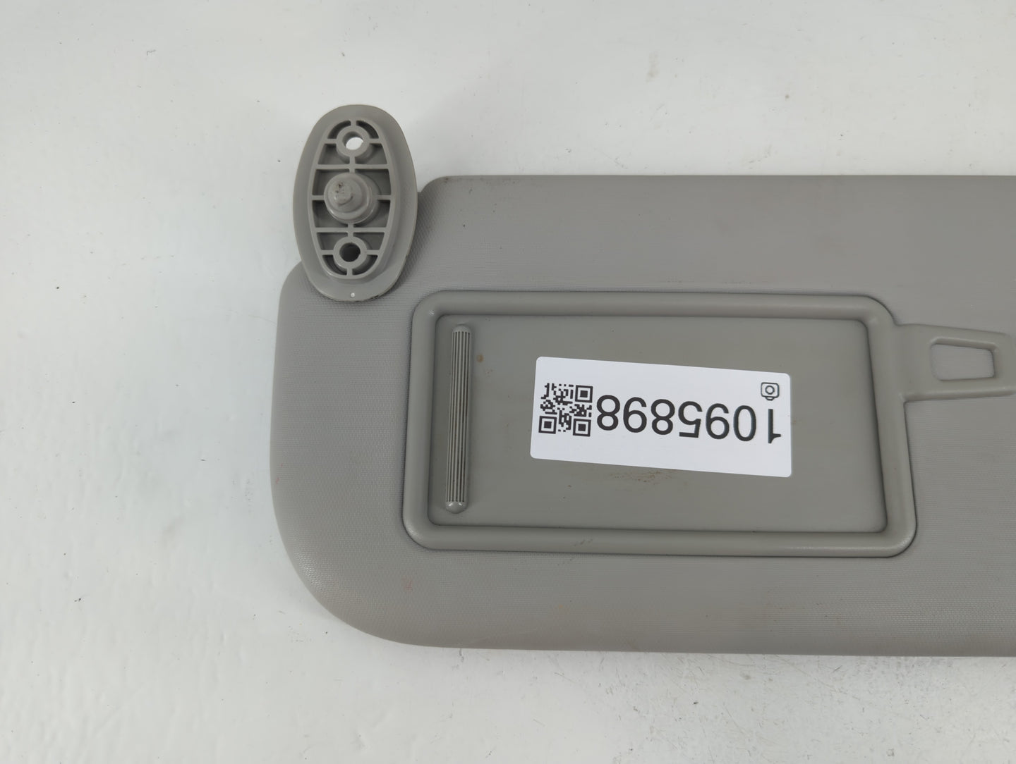 2014-2019 Kia Soul Sun Visor Shade Replacement Driver Left Mirror Fits Fits 2014 2015 2016 2017 2018 2019 OEM Used Auto Part