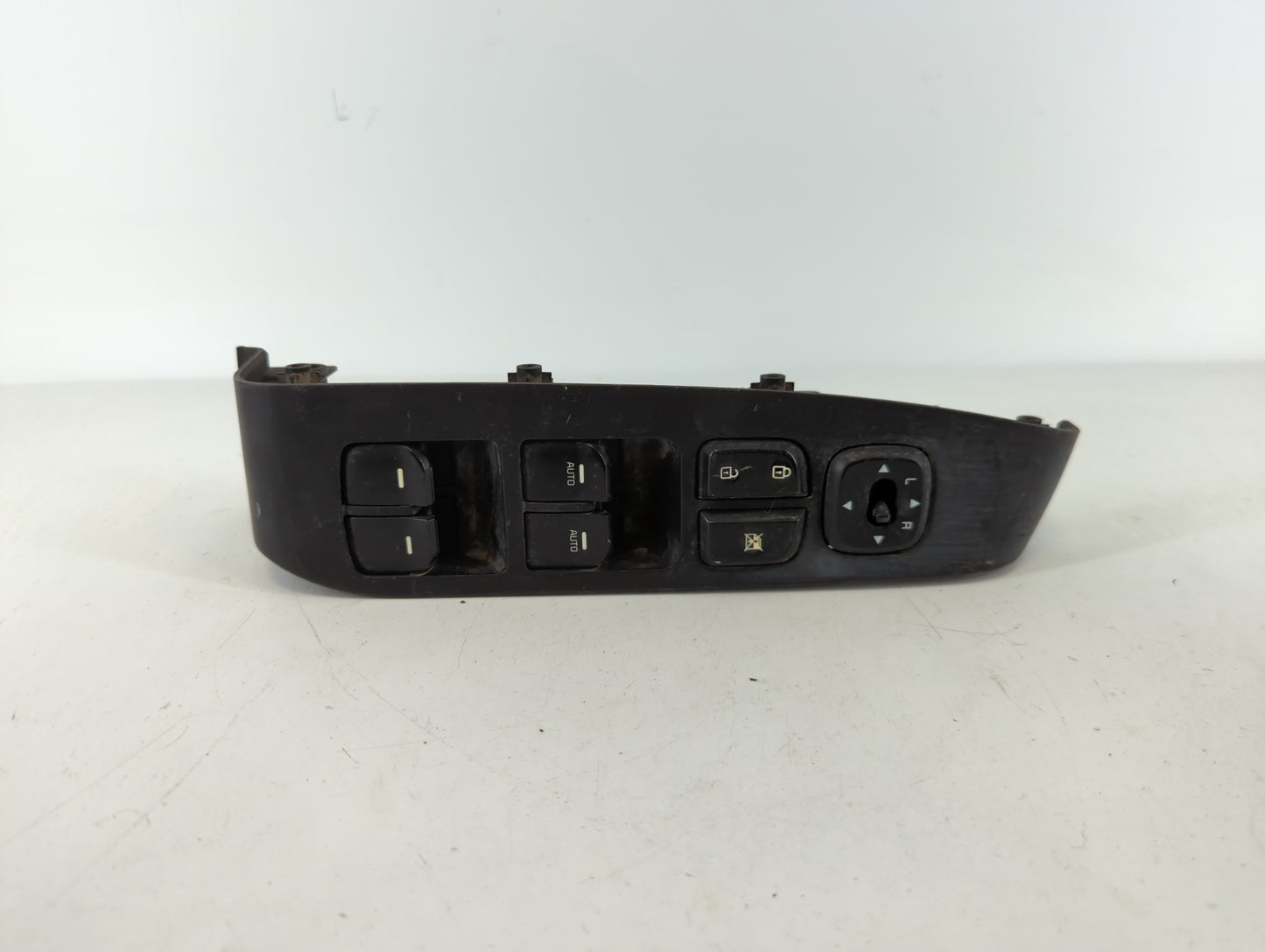 2014-2016 Kia Soul Master Power Window Switch Replacement Driver Side Left P/N:299130675 Fits Fits 2014 2015 2016 OEM Used A