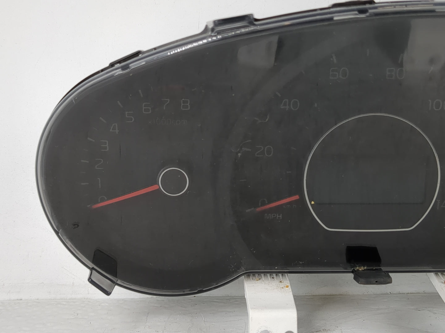 2014-2015 Kia Soul Instrument Cluster Speedometer Gauges P/N:94006-B2510 Fits Fits 2014 2015 OEM Used Auto Parts - Oemusedau
