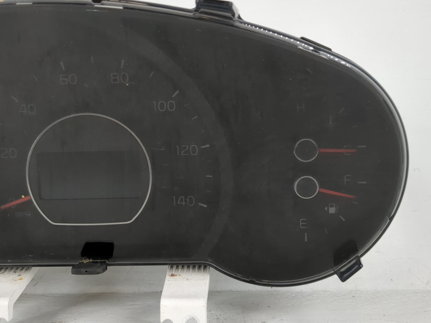 2014-2015 Kia Soul Instrument Cluster Speedometer Gauges P/N:94006-B2510 Fits Fits 2014 2015 OEM Used Auto Parts - Oemusedau