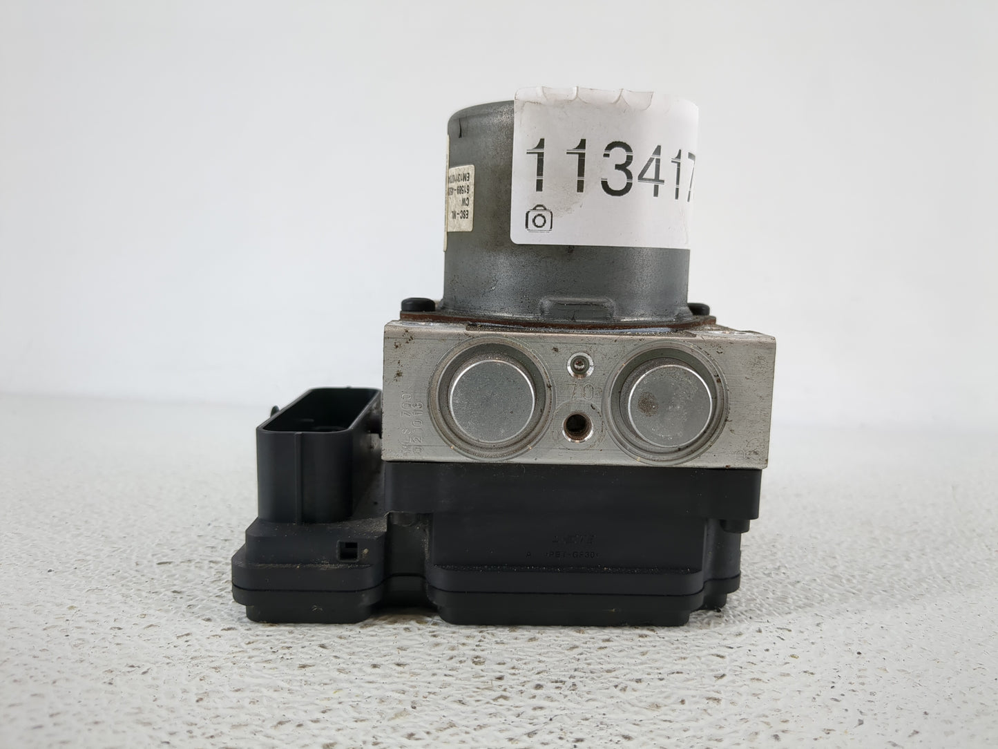 2014 Kia Soul ABS Pump Control Module Replacement P/N:B2589-20520 Fits OEM Used Auto Parts - Oemusedautoparts1.com