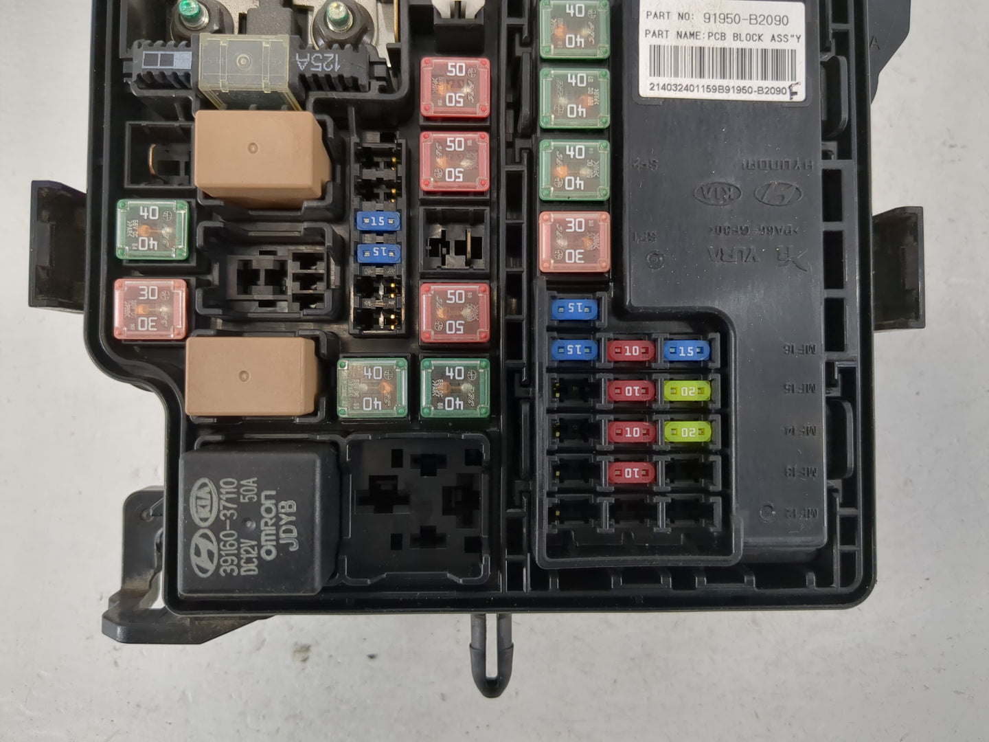 2014 Kia Soul Fusebox Fuse Box Panel Relay Module P/N:91950-B2050 91950-B2090 Fits OEM Used Auto Parts - Oemusedautoparts1.c