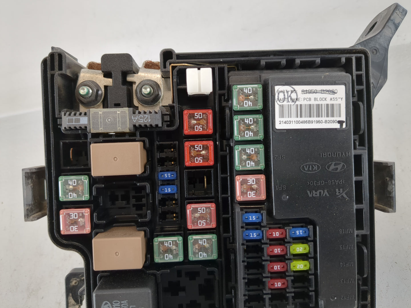 2014 Kia Soul Fusebox Fuse Box Panel Relay Module P/N:91950-B2090 Fits OEM Used Auto Parts - Oemusedautoparts1.com
