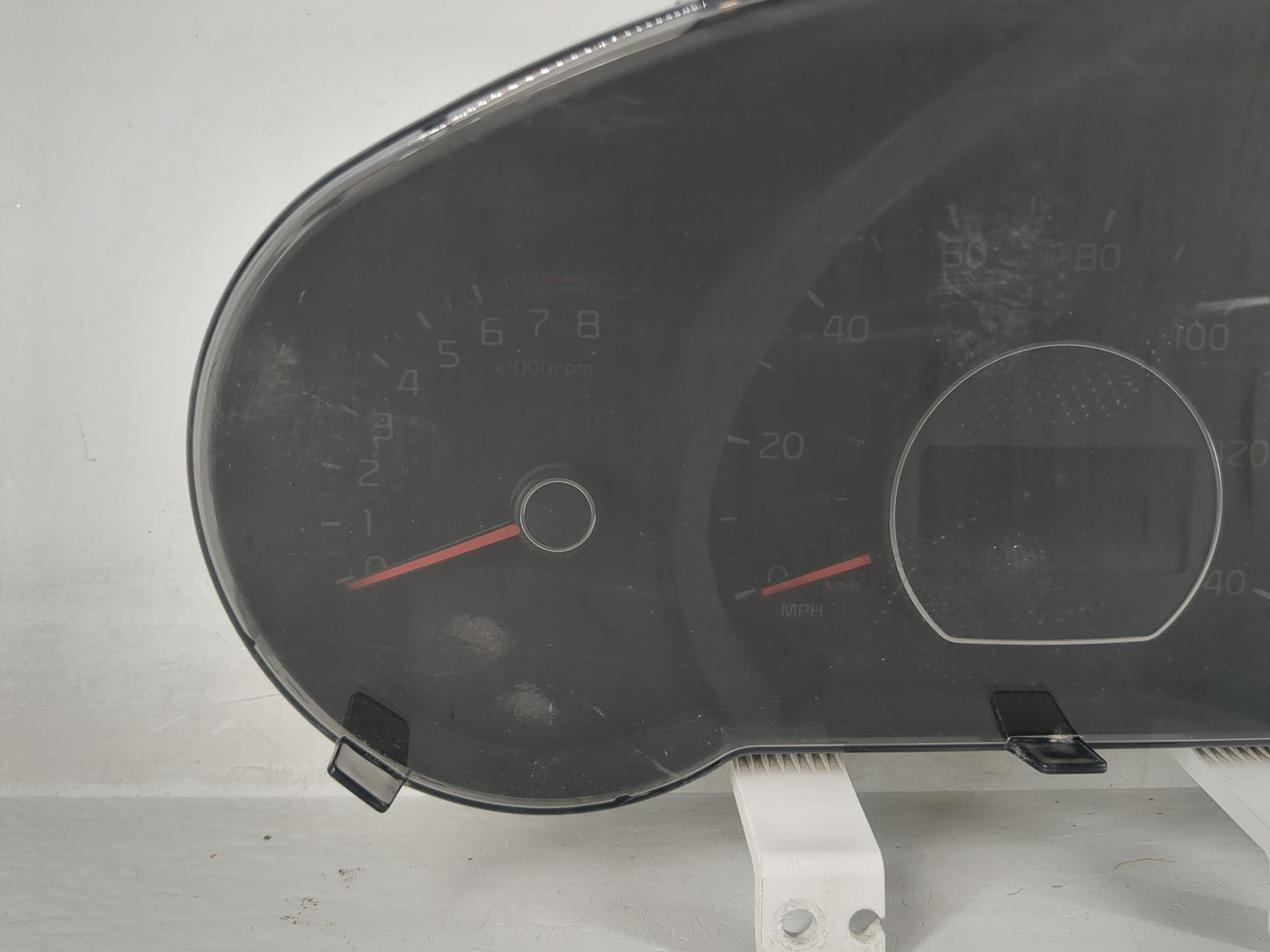 2014-2015 Kia Soul Instrument Cluster Speedometer Gauges P/N:94006-B2510 Fits Fits 2014 2015 OEM Used Auto Parts - Oemusedau