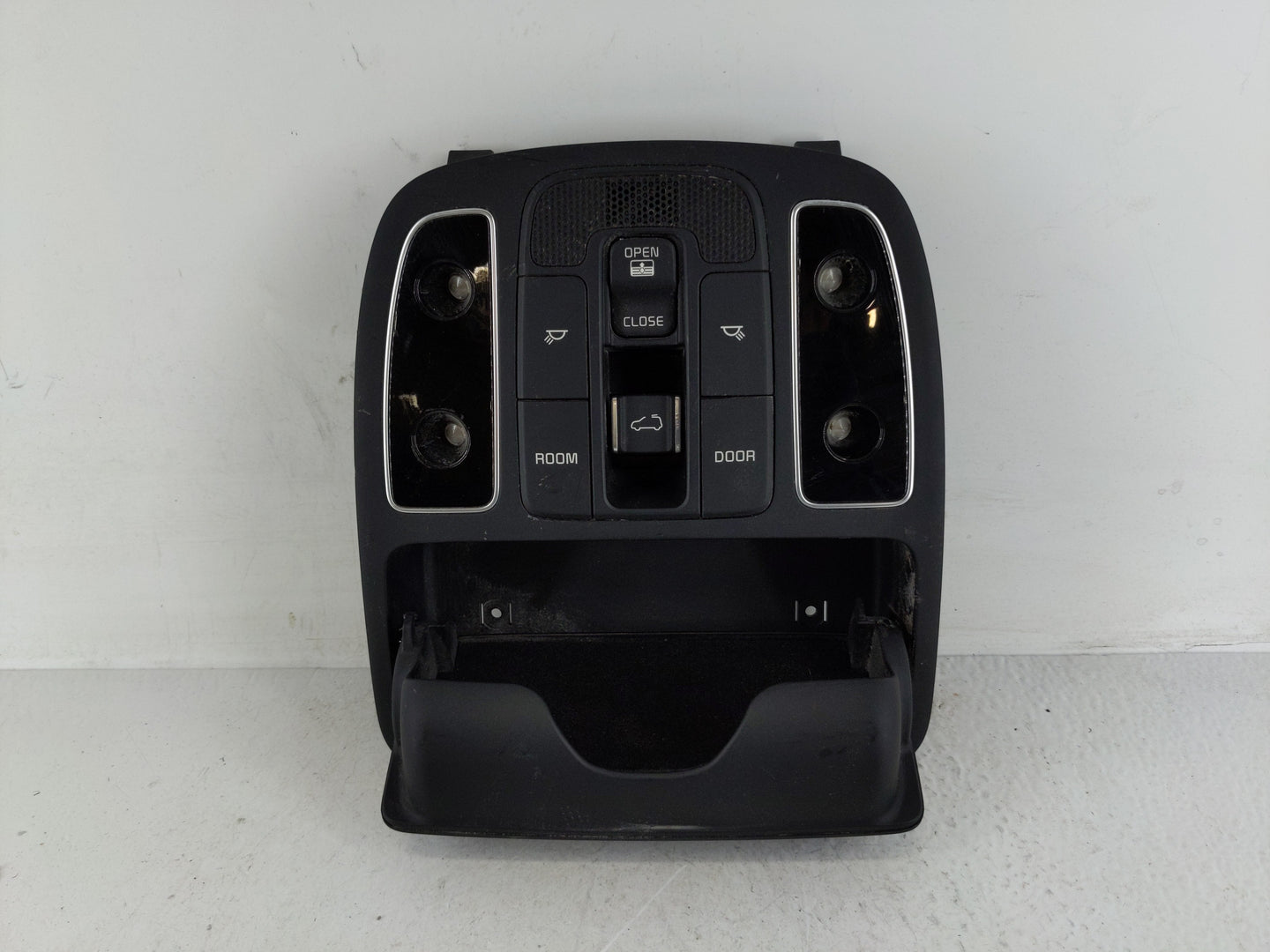 2014-2019 Kia Soul Overhead Roof Console 1168390 - Oemusedautoparts1.com