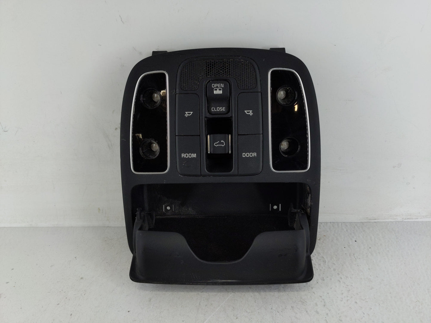 2014-2019 Kia Soul Overhead Roof Console 1168390 - Oemusedautoparts1.com