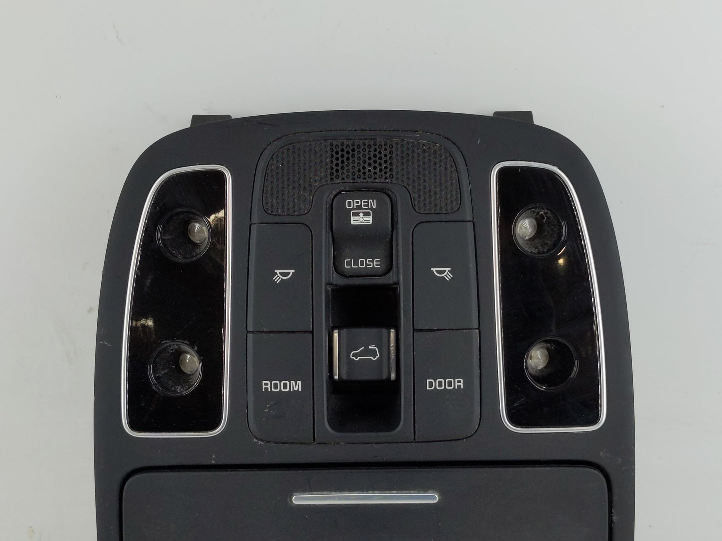 2014-2019 Kia Soul Overhead Roof Console 1168390 - Oemusedautoparts1.com