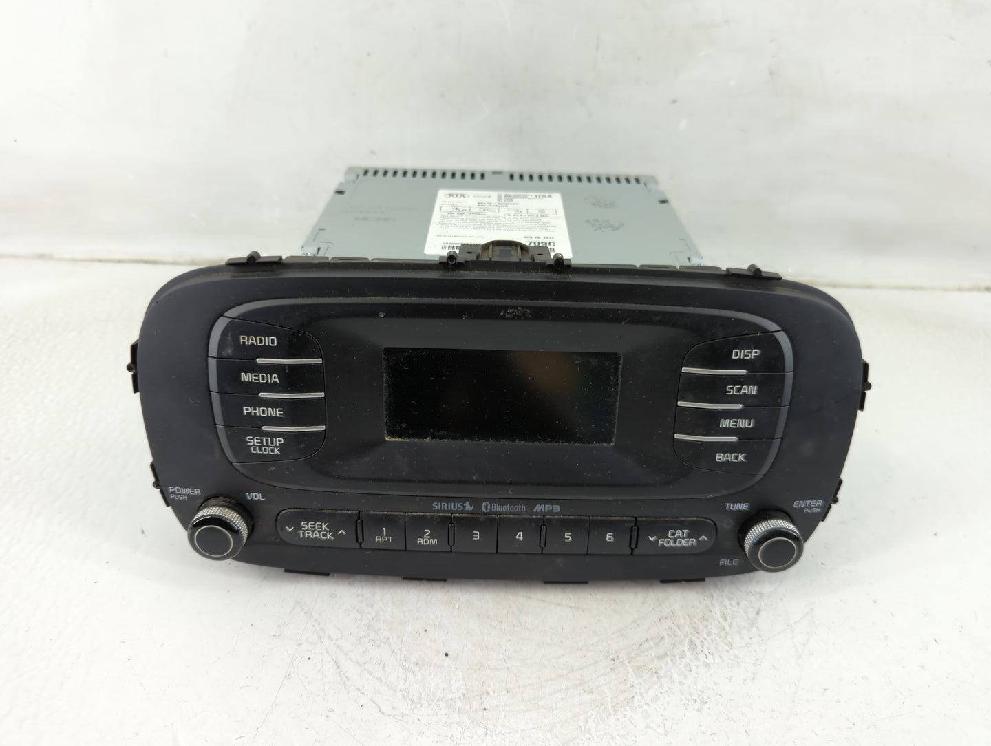 2014-2016 Kia Soul Radio AM FM Cd Player Receiver Replacement P/N:96170-B2090CA Fits Fits 2014 2015 2016 OEM Used Auto Parts