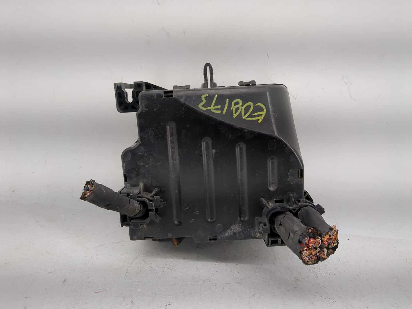 2014 Kia Soul Fusebox Fuse Box Panel Relay Module P/N:91950-B2050 Fits OEM Used Auto Parts - Oemusedautoparts1.com