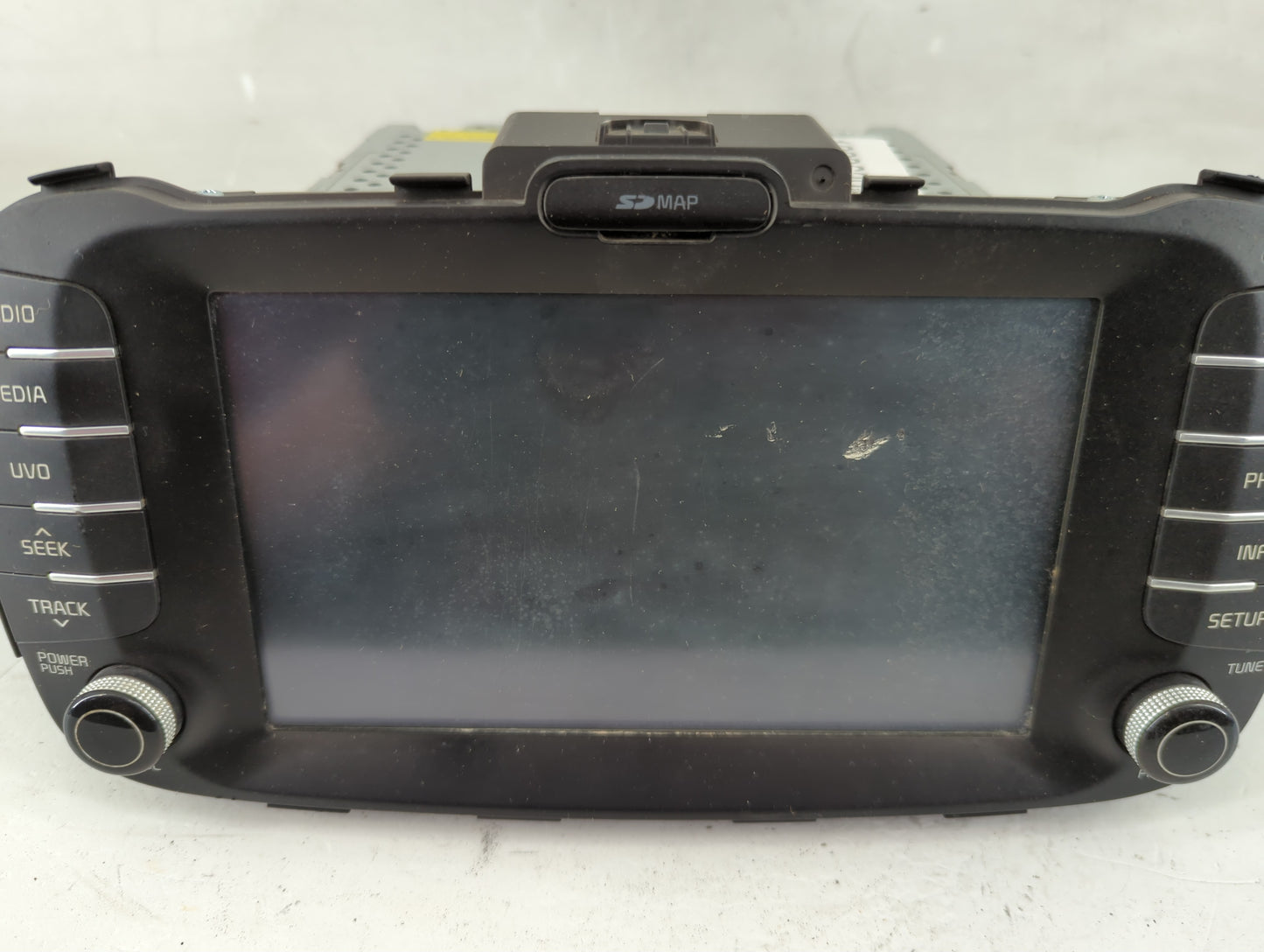 2014 Kia Soul Radio AM FM Cd Player Receiver Replacement P/N:96560-B2080CA Fits OEM Used Auto Parts - Oemusedautoparts1.com