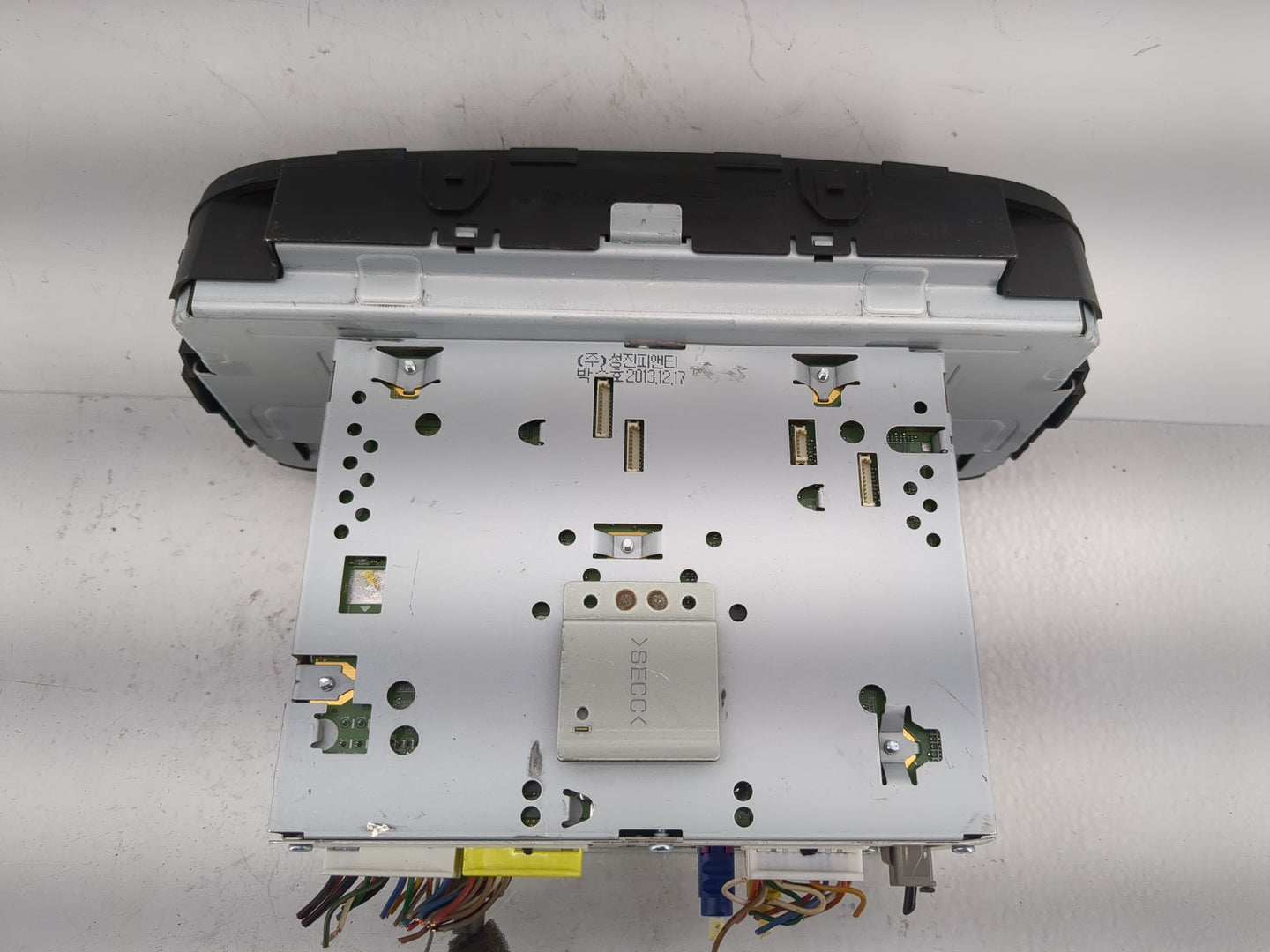 2014-2016 Kia Soul Radio AM FM Cd Player Receiver Replacement P/N:96560-B2080CA Fits Fits 2014 2015 2016 OEM Used Auto Parts