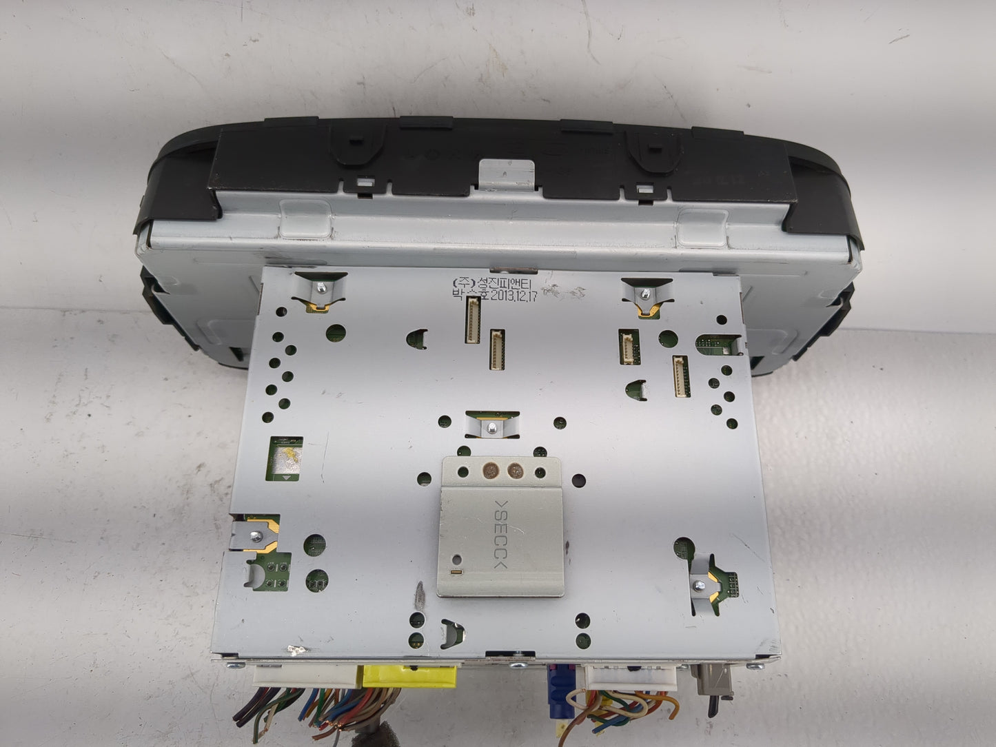 2014-2016 Kia Soul Radio AM FM Cd Player Receiver Replacement P/N:96560-B2080CA Fits Fits 2014 2015 2016 OEM Used Auto Parts