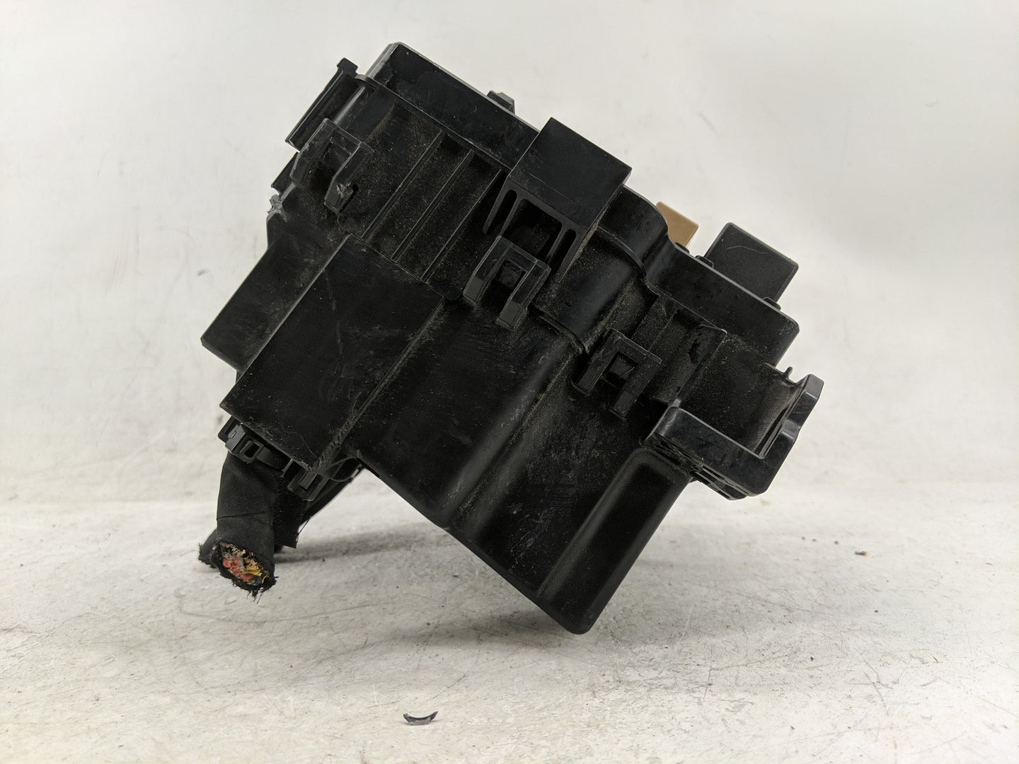 2014 Kia Soul Fusebox Fuse Box Panel Relay Module P/N:91950-B2070 Fits OEM Used Auto Parts - Oemusedautoparts1.com