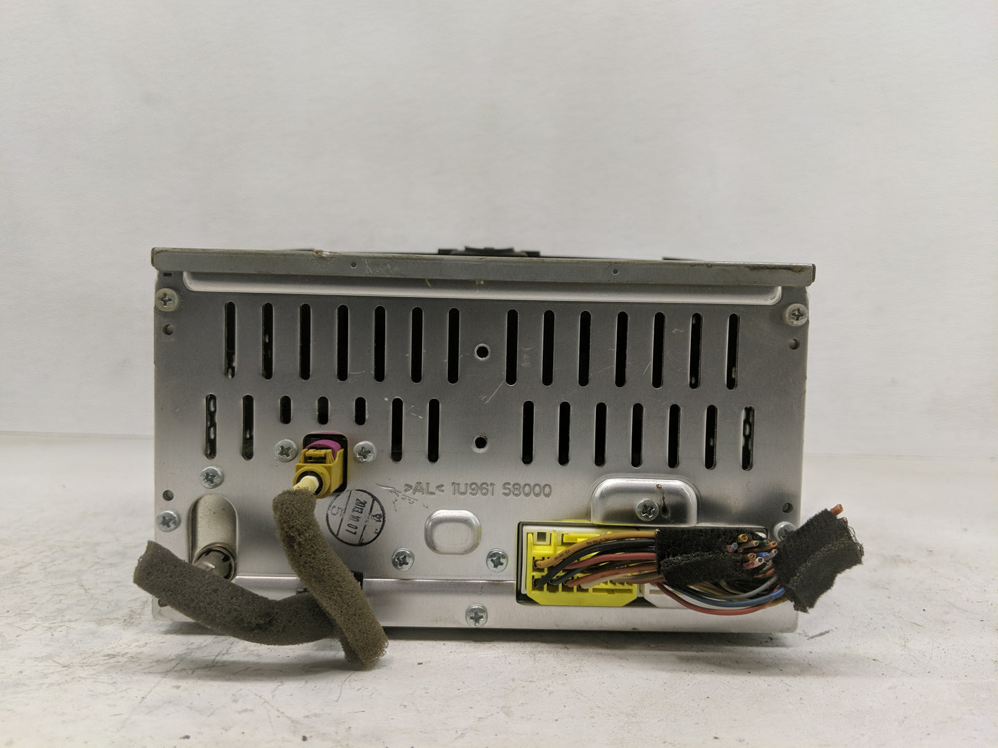 2014 Kia Soul Radio AM FM Cd Player Receiver Replacement Fits OEM Used Auto Parts - Oemusedautoparts1.com