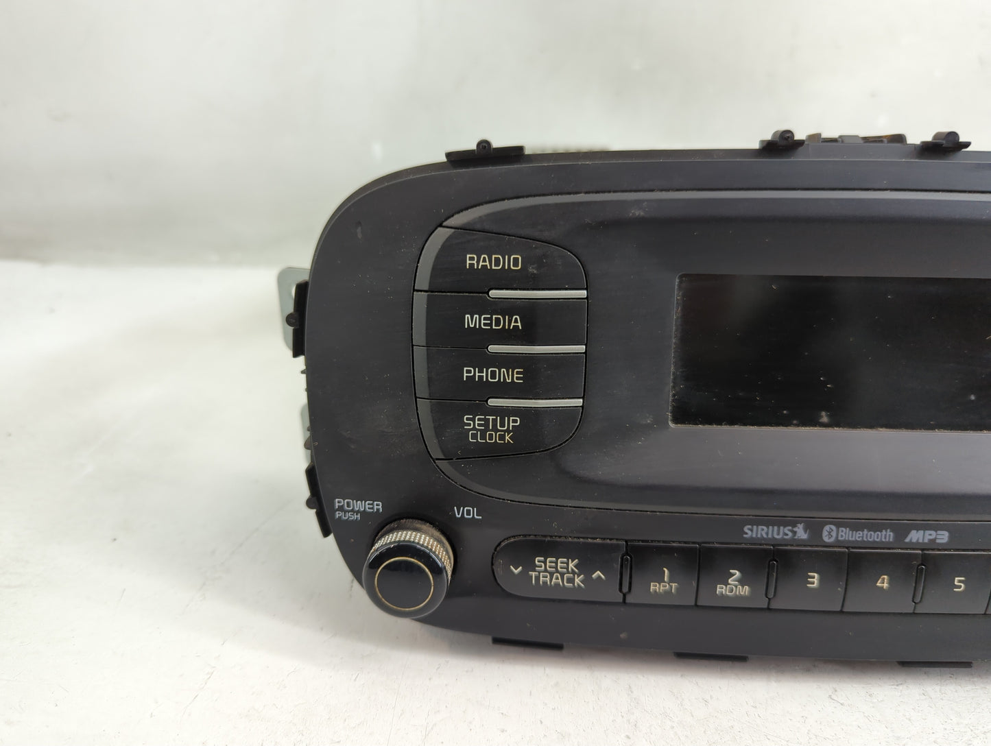 2014 Kia Soul Radio AM FM Cd Player Receiver Replacement P/N:96170-B2090CA Fits OEM Used Auto Parts - Oemusedautoparts1.com