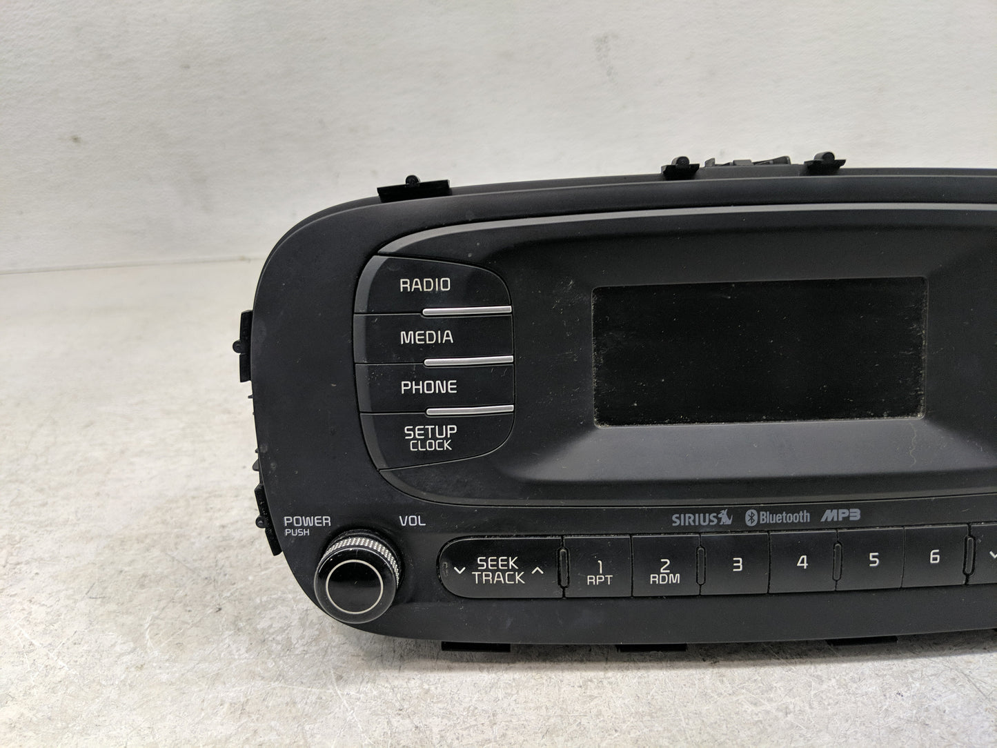 2014-2016 Kia Soul Radio AM FM Cd Player Receiver Replacement P/N:96170-B2000CA Fits Fits 2014 2015 2016 OEM Used Auto Parts