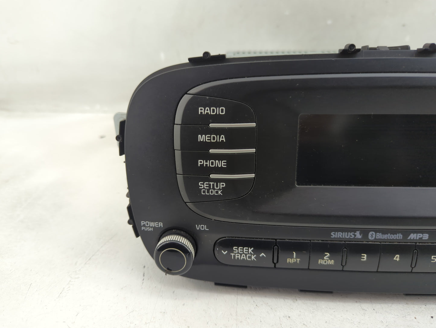 2014-2016 Kia Soul Radio AM FM Cd Player Receiver Replacement P/N:96170-B2090CA Fits Fits 2014 2015 2016 OEM Used Auto Parts