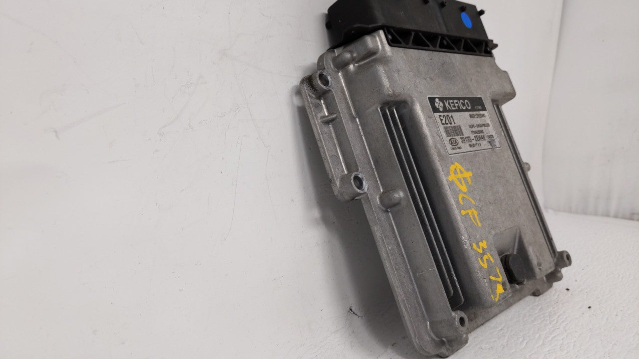 2014 Kia Soul PCM Engine Control Computer ECU ECM PCU OEM P/N:39133-2EHA0 39132-2EHA0, 39130-2GKR1, 39100-2GKR1 Fits OEM Use