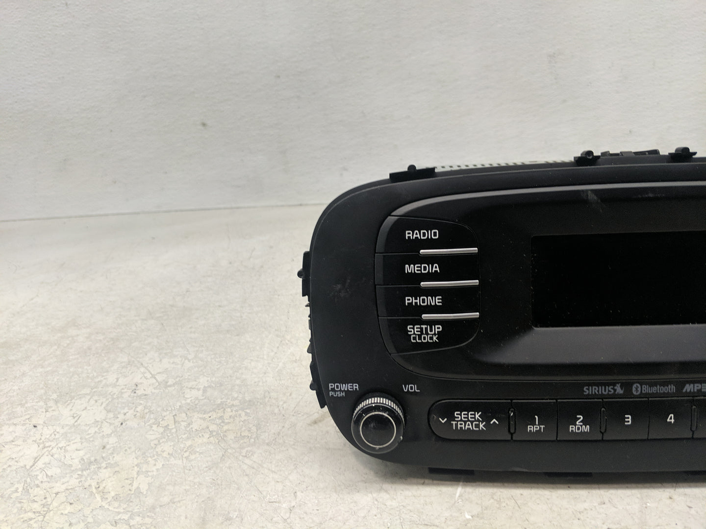 2014-2016 Kia Soul Radio AM FM Cd Player Receiver Replacement P/N:96170-B2090CA Fits Fits 2014 2015 2016 OEM Used Auto Parts