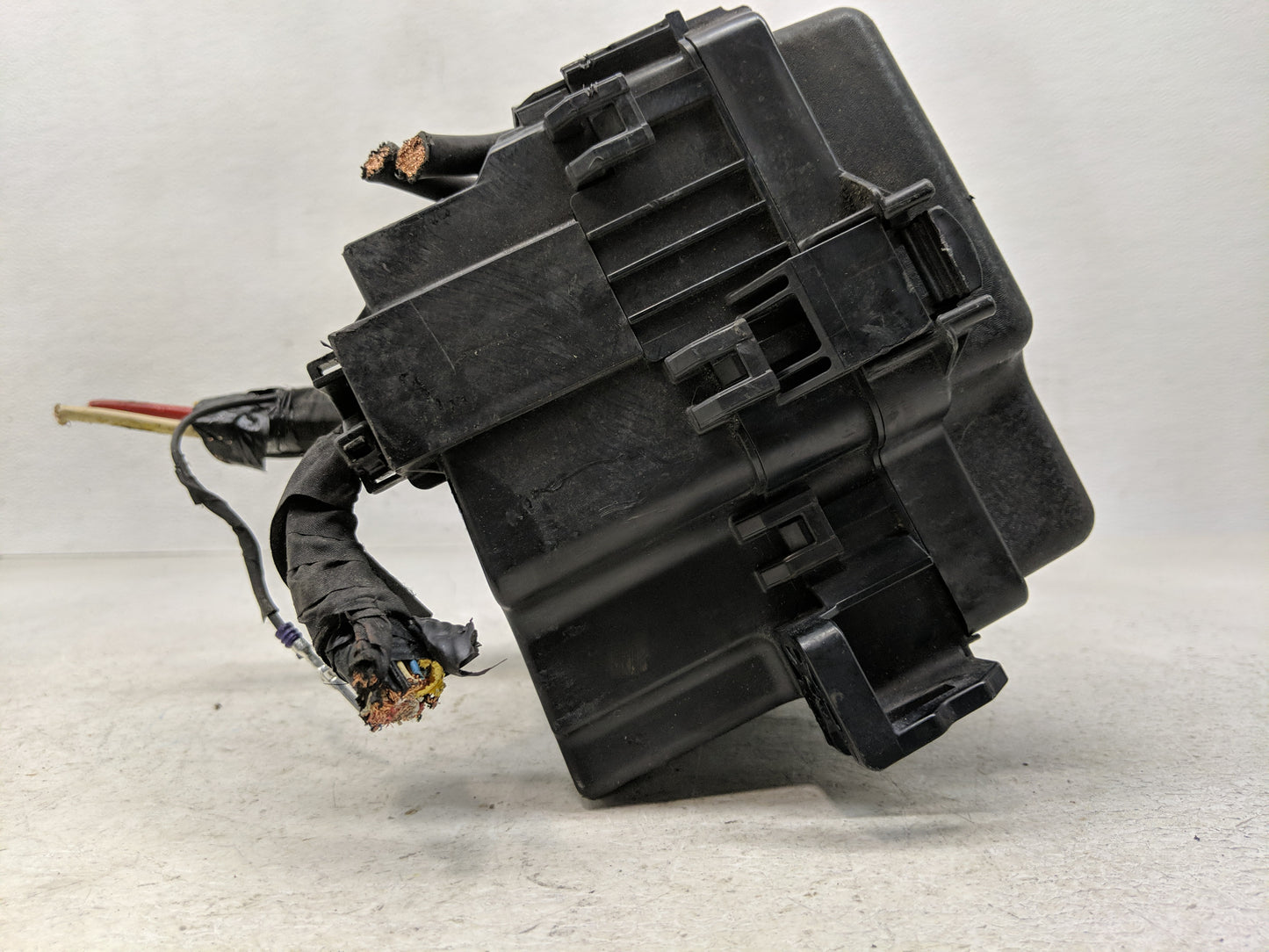 2014 Kia Soul Fusebox Fuse Box Panel Relay Module P/N:91950-B2090 Fits OEM Used Auto Parts - Oemusedautoparts1.com